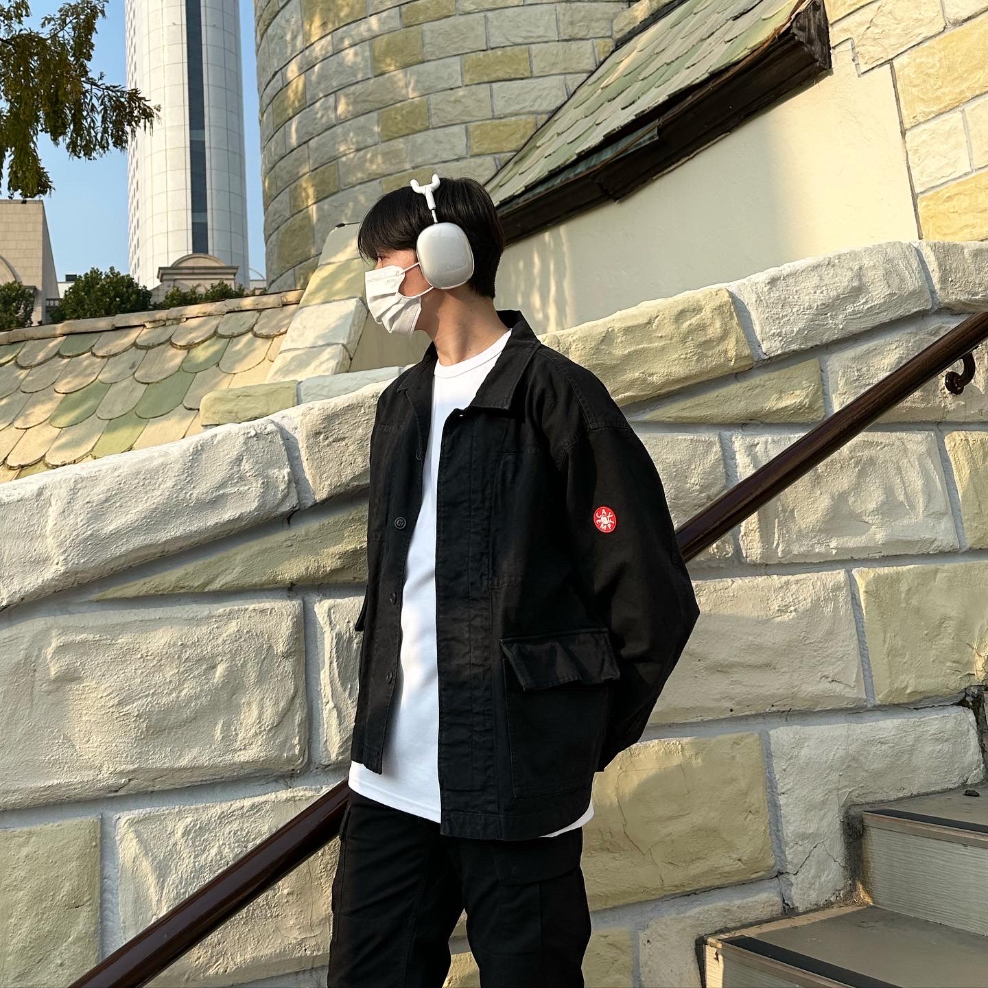 Apple AirPods Max Lightning Silver (Korean Ver.) ์ฐฉ์ฉ ์คํ์ผ - 1