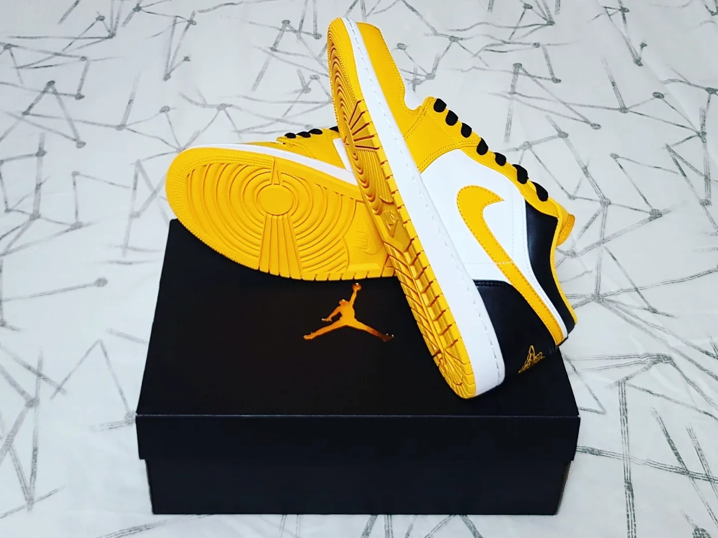 Jordan 1 Low Taxi 착용 스타일 - 4