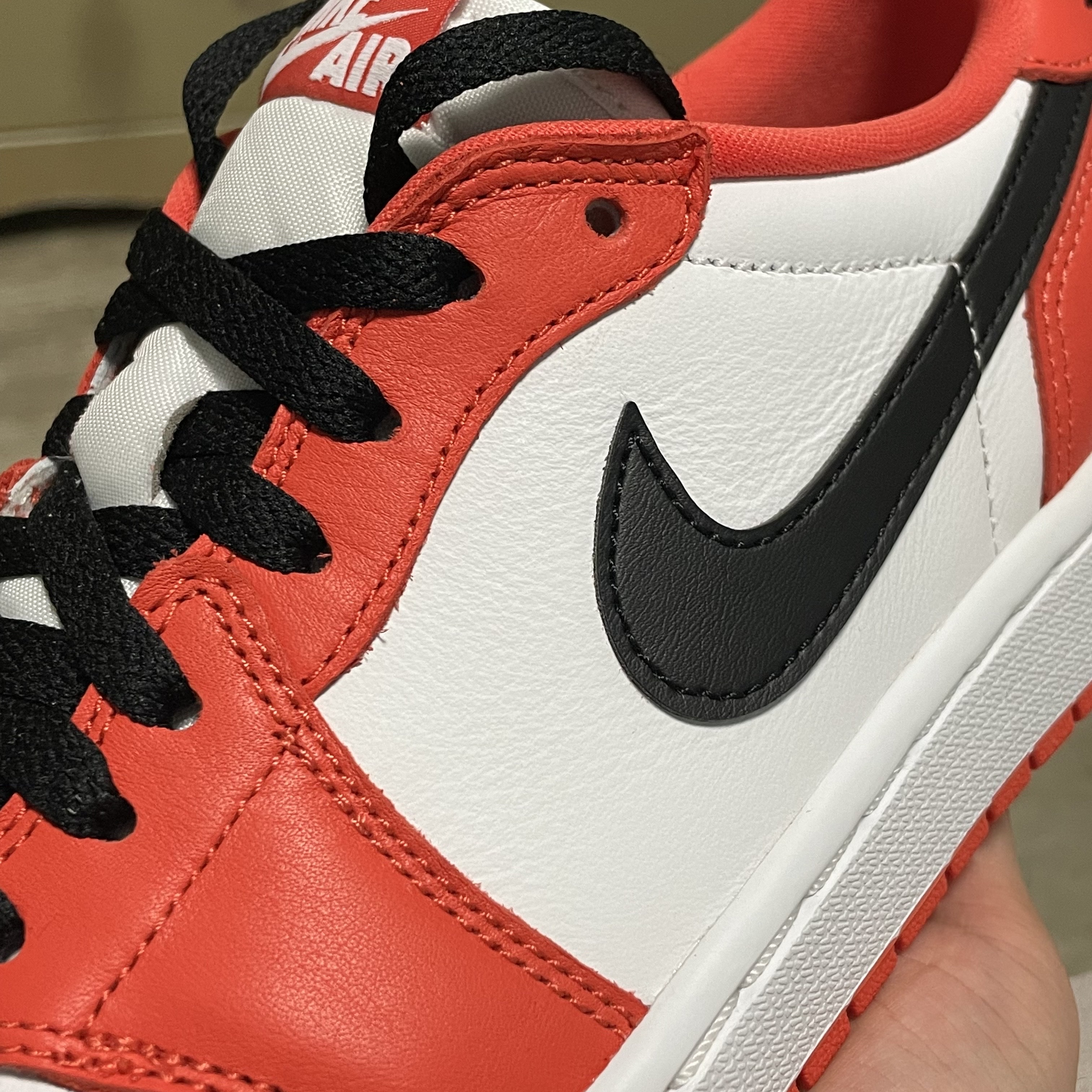 Jordan 1 Low OG Starfish 착용 스타일 - 2