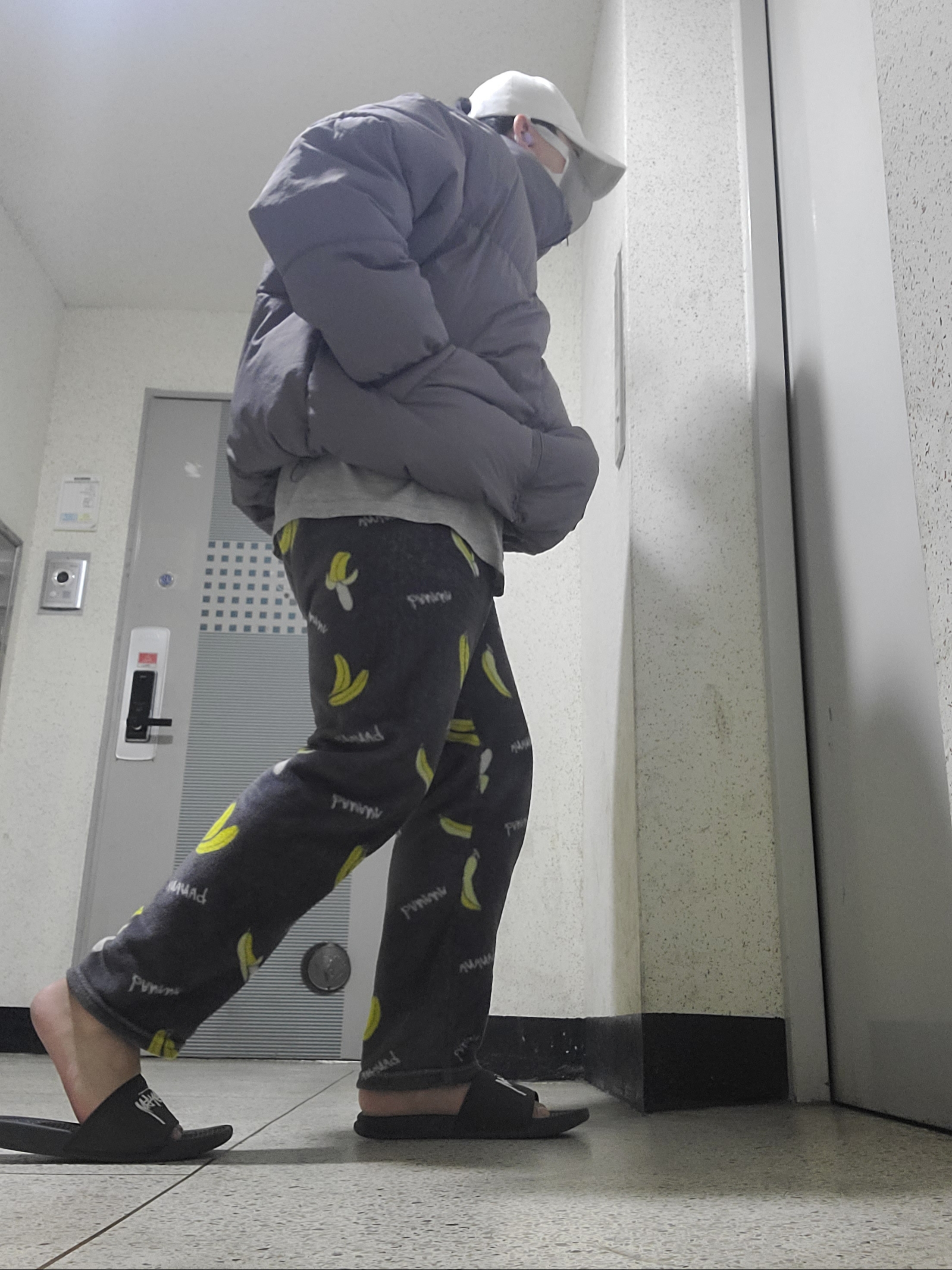 Nike x Stussy Benassi Slide Off Noir 착용 스타일