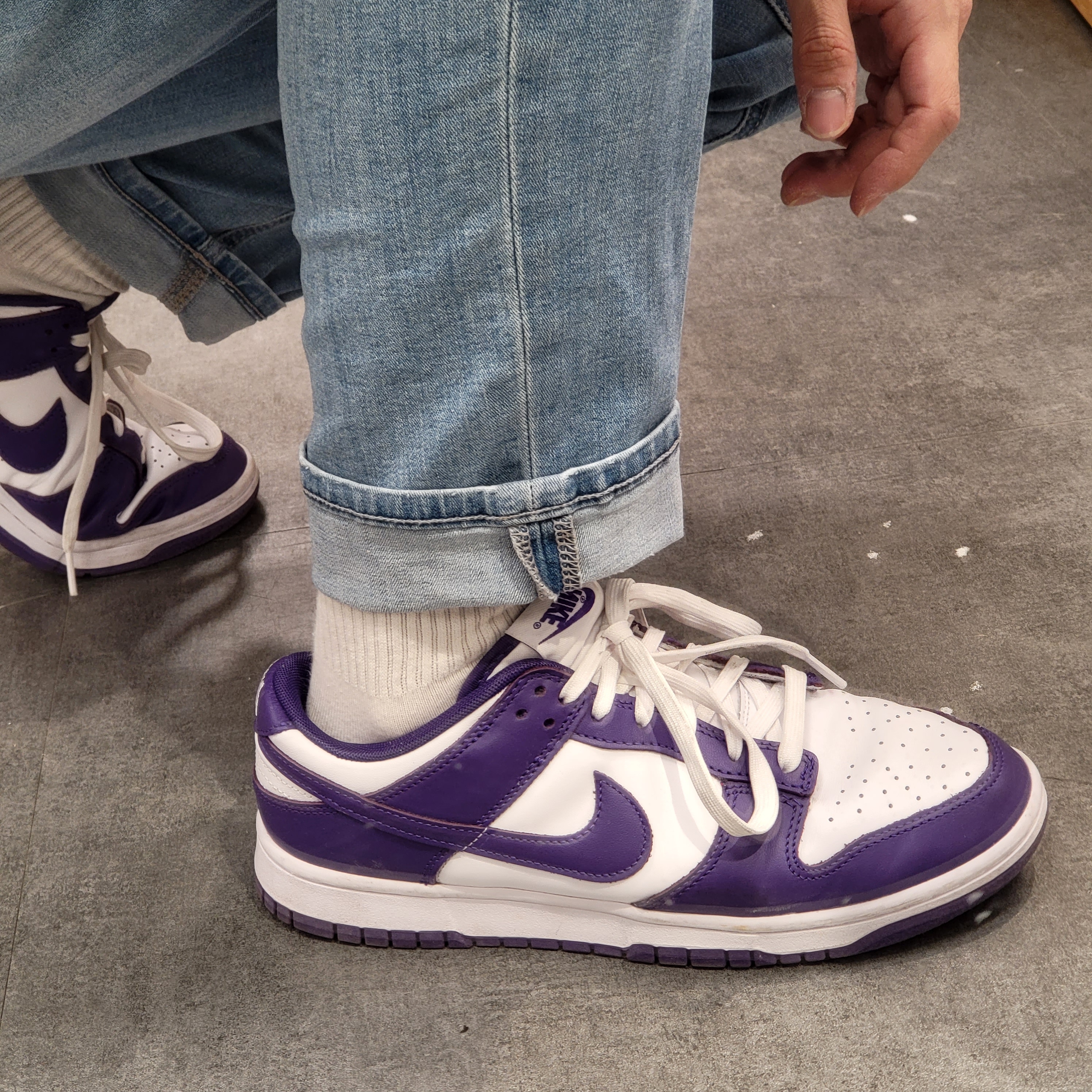 Nike Dunk Low Retro Championship Court Purple 착용 스타일