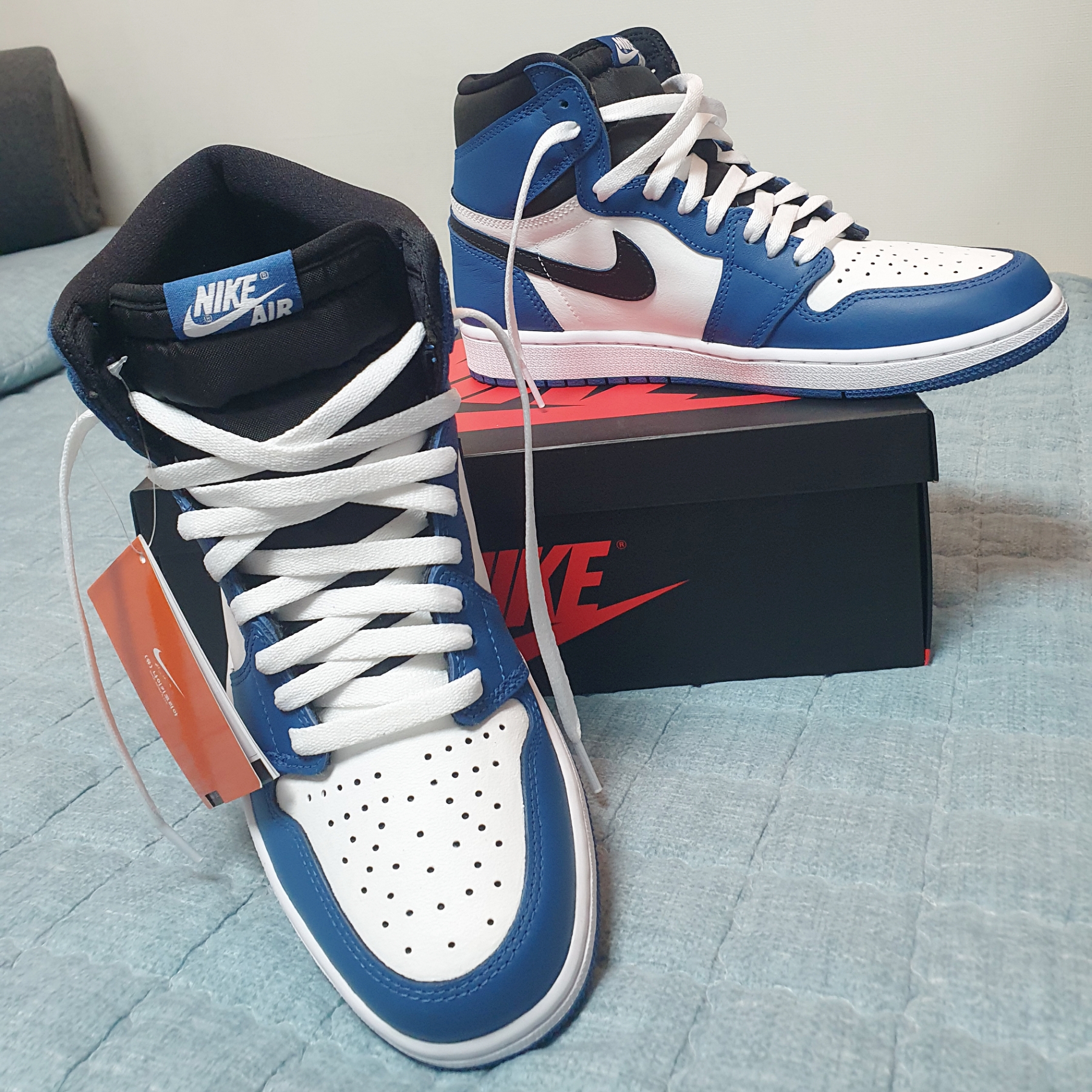 Jordan 1 Retro High OG Dark Marina Blue 착용 스타일 - 4