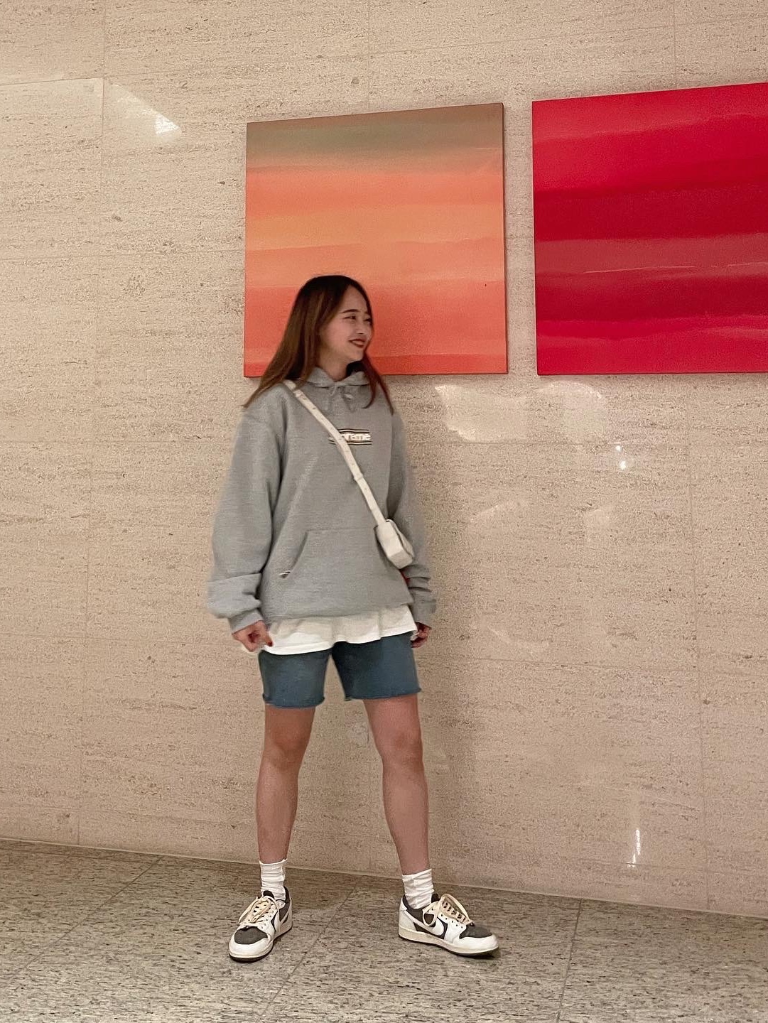 Supreme x Burberry Box Logo Hooded Sweatshirt Heather Grey - 22SS, Bottega Veneta Mini Leather Cassette White 착용 스타일 - 3