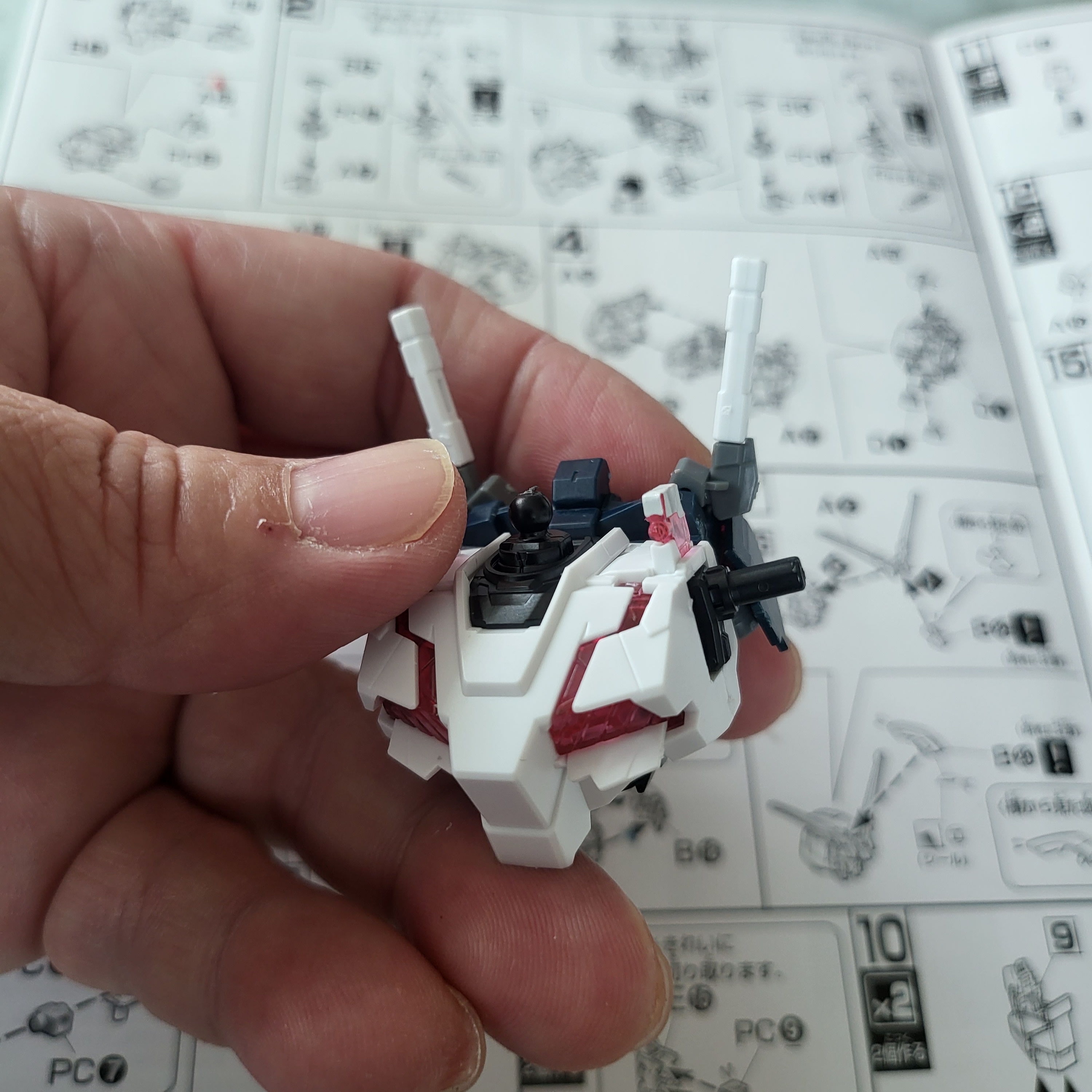 Bandai x Nike SB HG Unicorn Gundam & HG Unicorn 02 Banshee Set (Destroy Mode) 착용 스타일 - 3