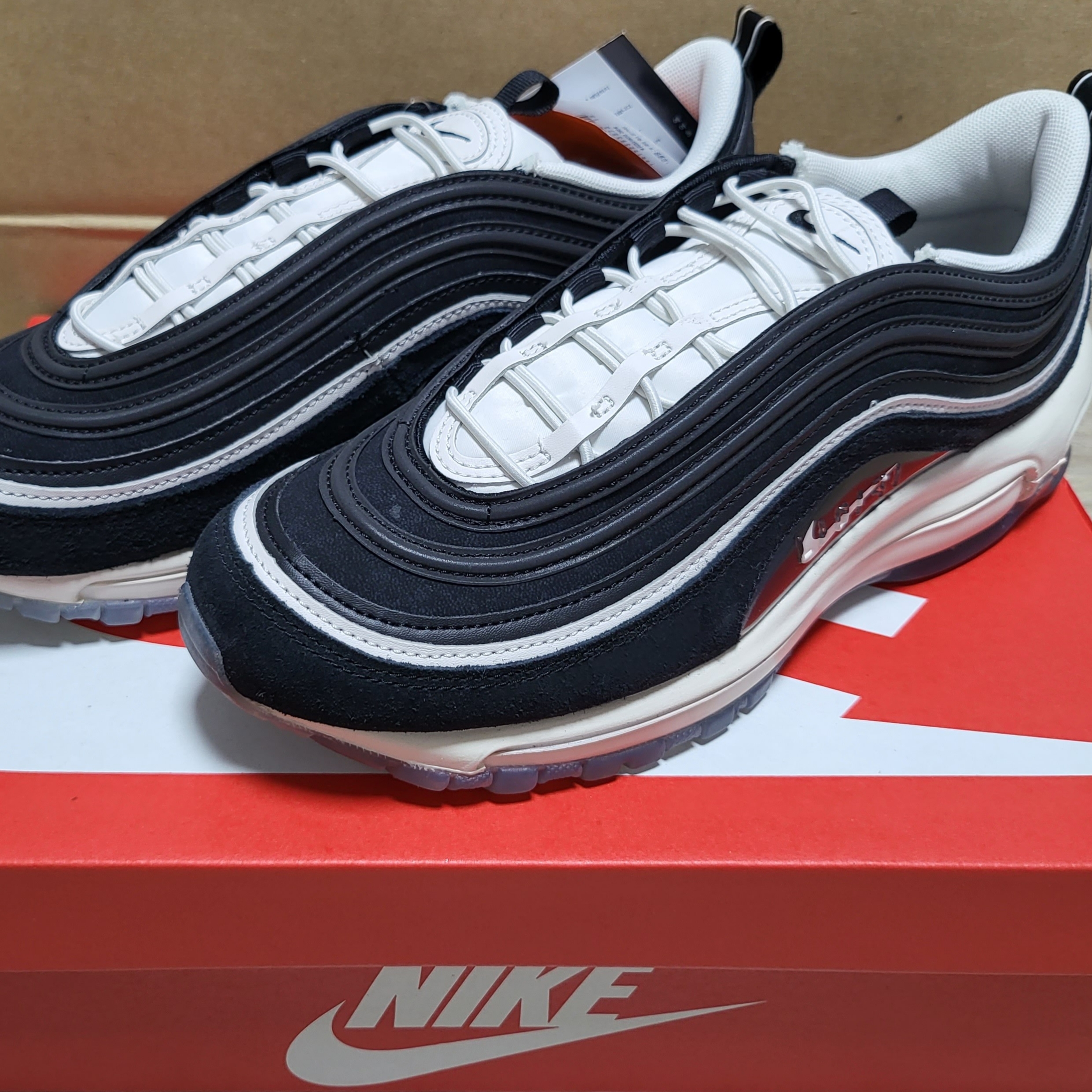 (W) Nike Air Max 97 PRM Hangul Day 착용 스타일 - 2