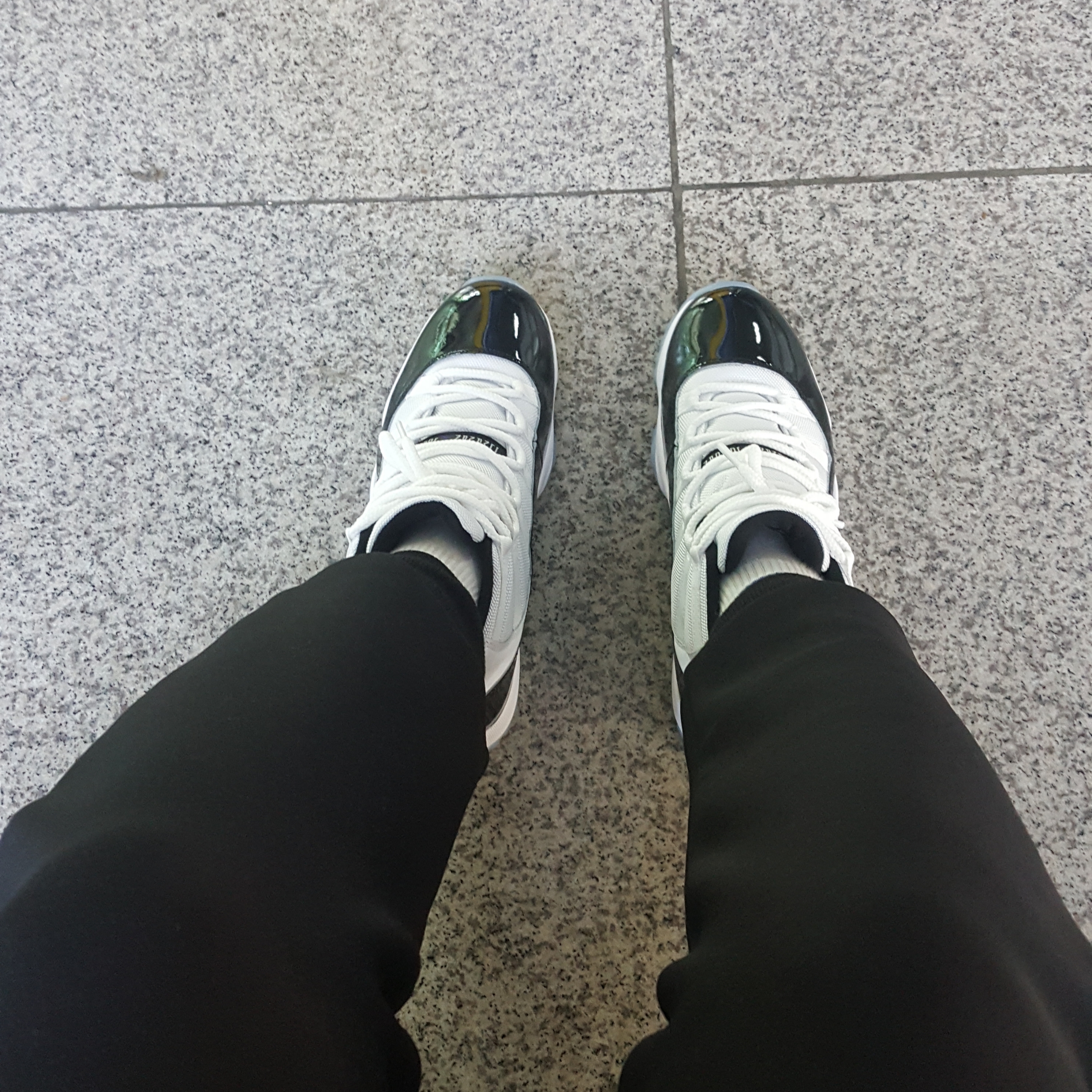 Jordan 11 Retro Concord 2018 착용 스타일