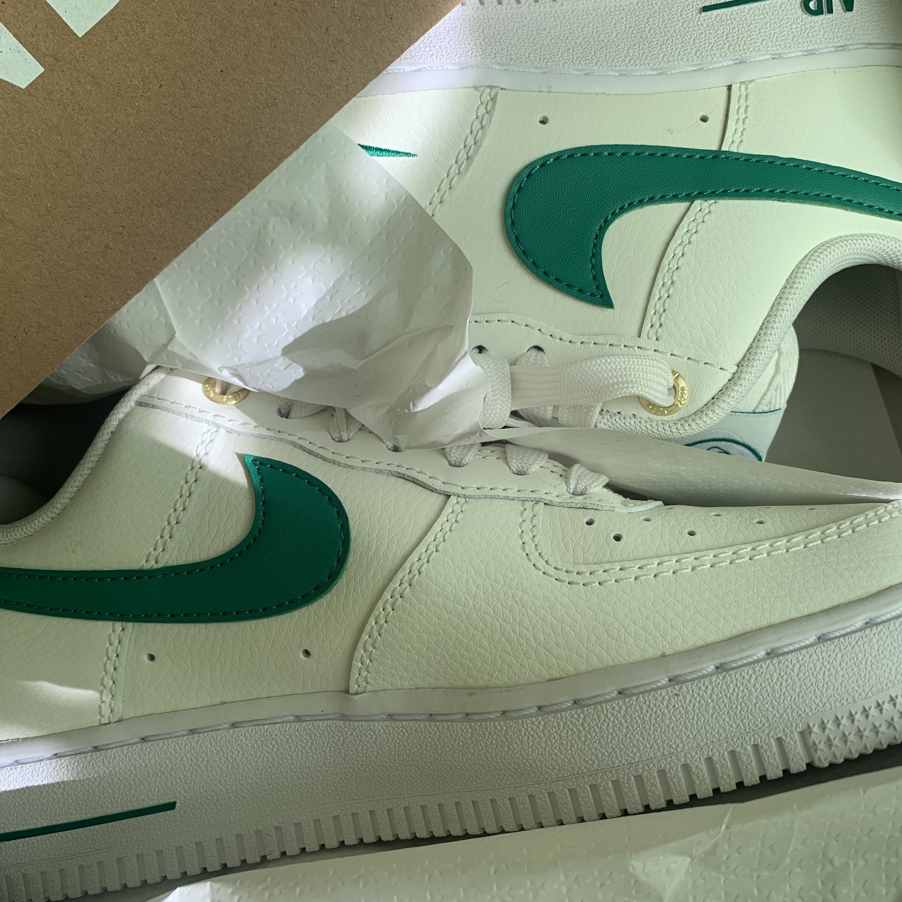 (W) Nike Air Force 1 '07 SE 40th Anniversary Join Forces Sail Malachite 착용 스타일