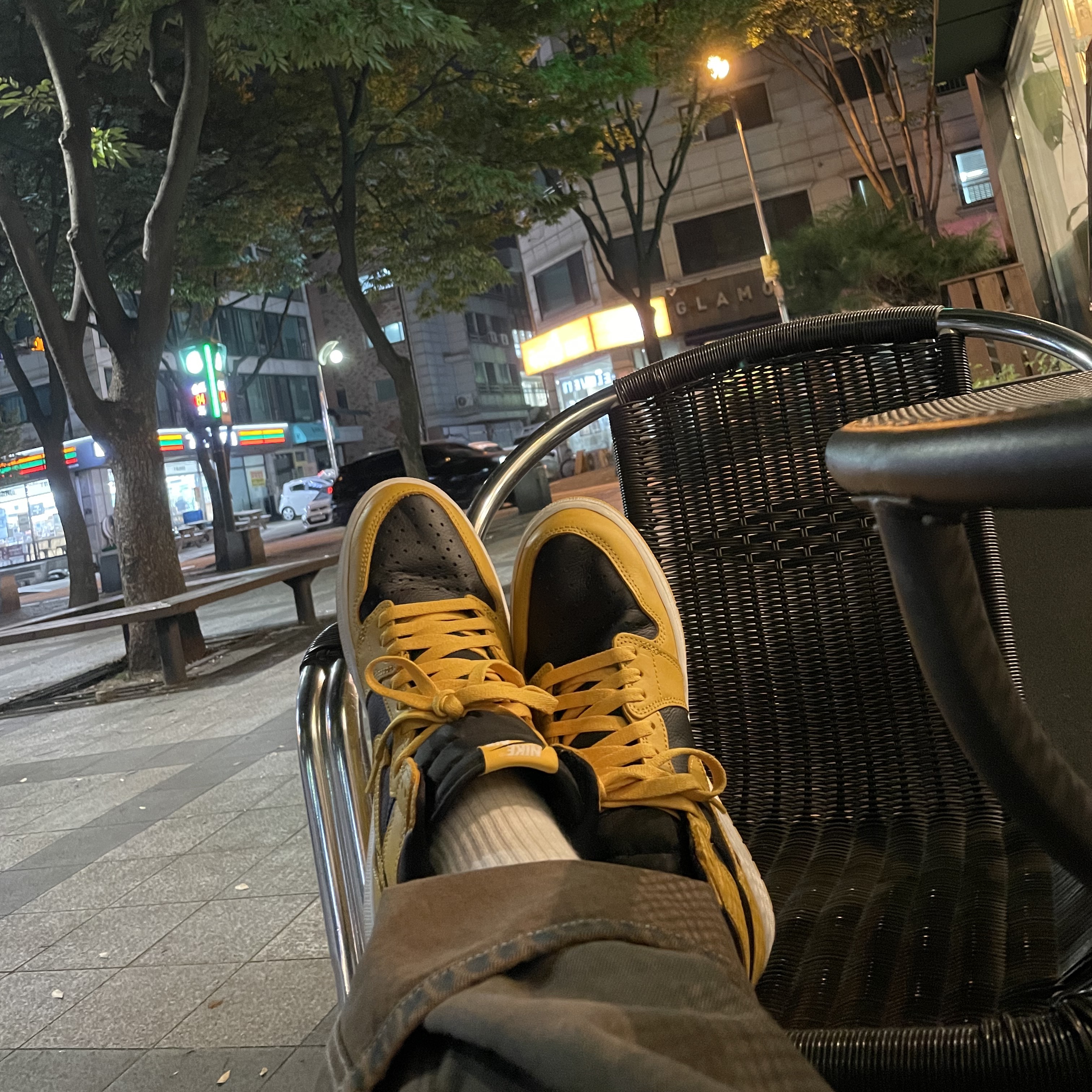 Jordan 1 Retro High OG Pollen 착용 스타일