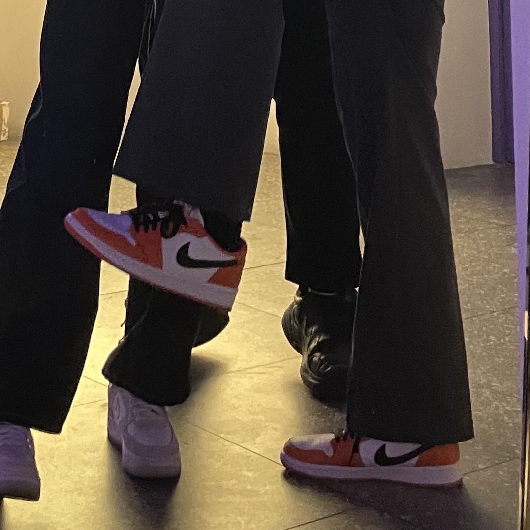 Jordan 1 Low OG Starfish 착용 스타일 - 3
