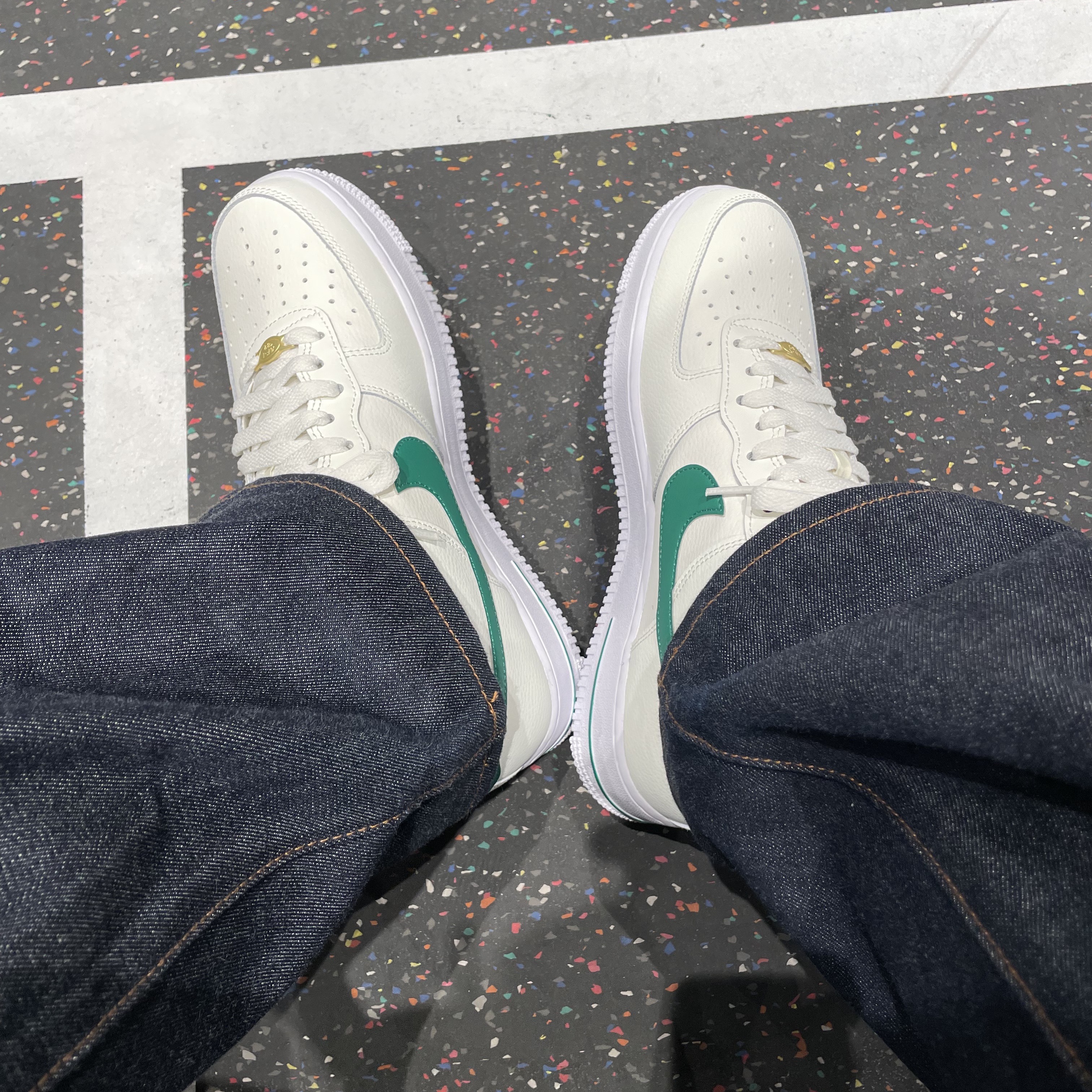 Nike Air Force 1 '07 LV8 40th Anniversary Join Forces Sail Malachite 착용 스타일