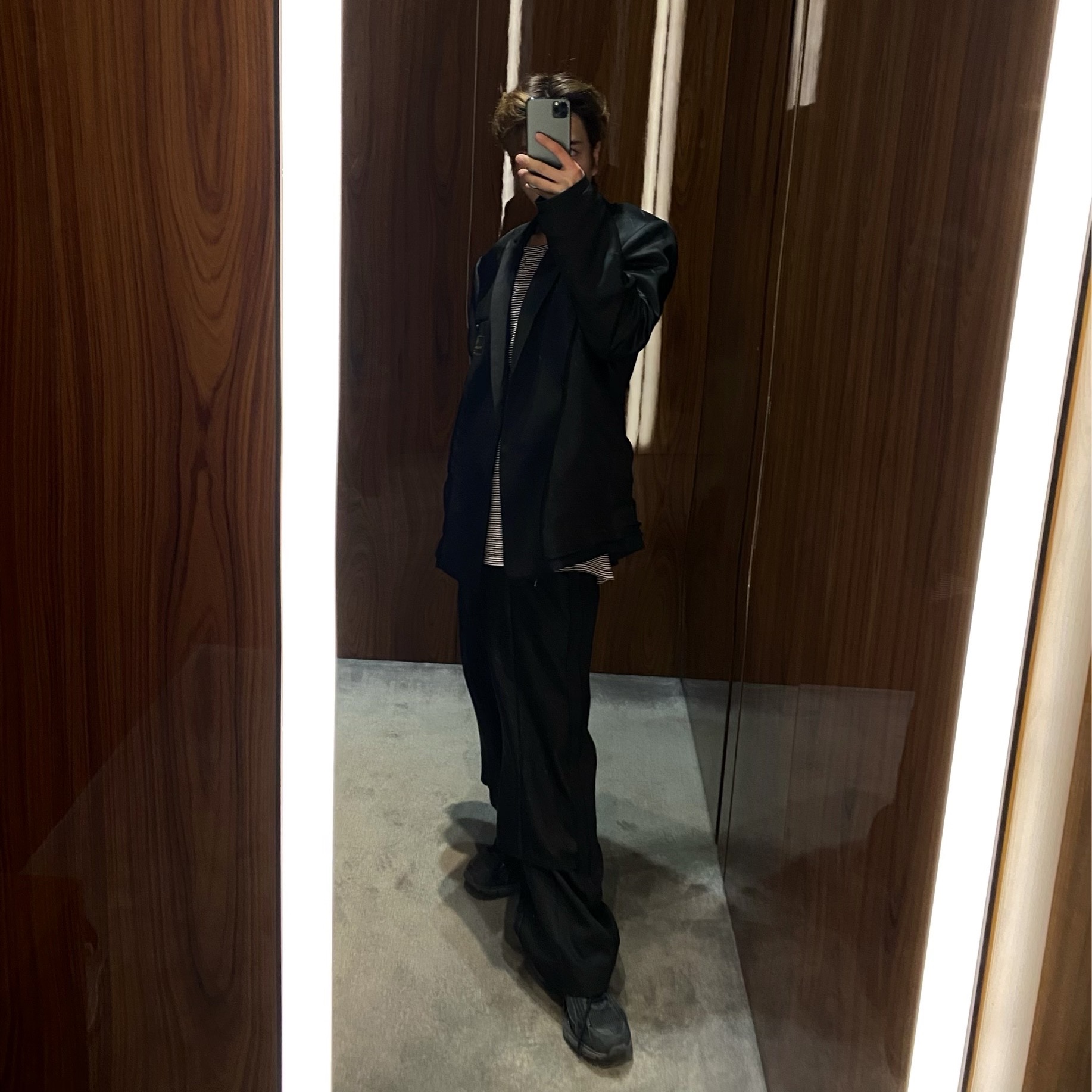 Balenciaga Baggy Tailored Pants Black, (W) Balenciaga Padded Back To Front Jacket Black 착용 스타일