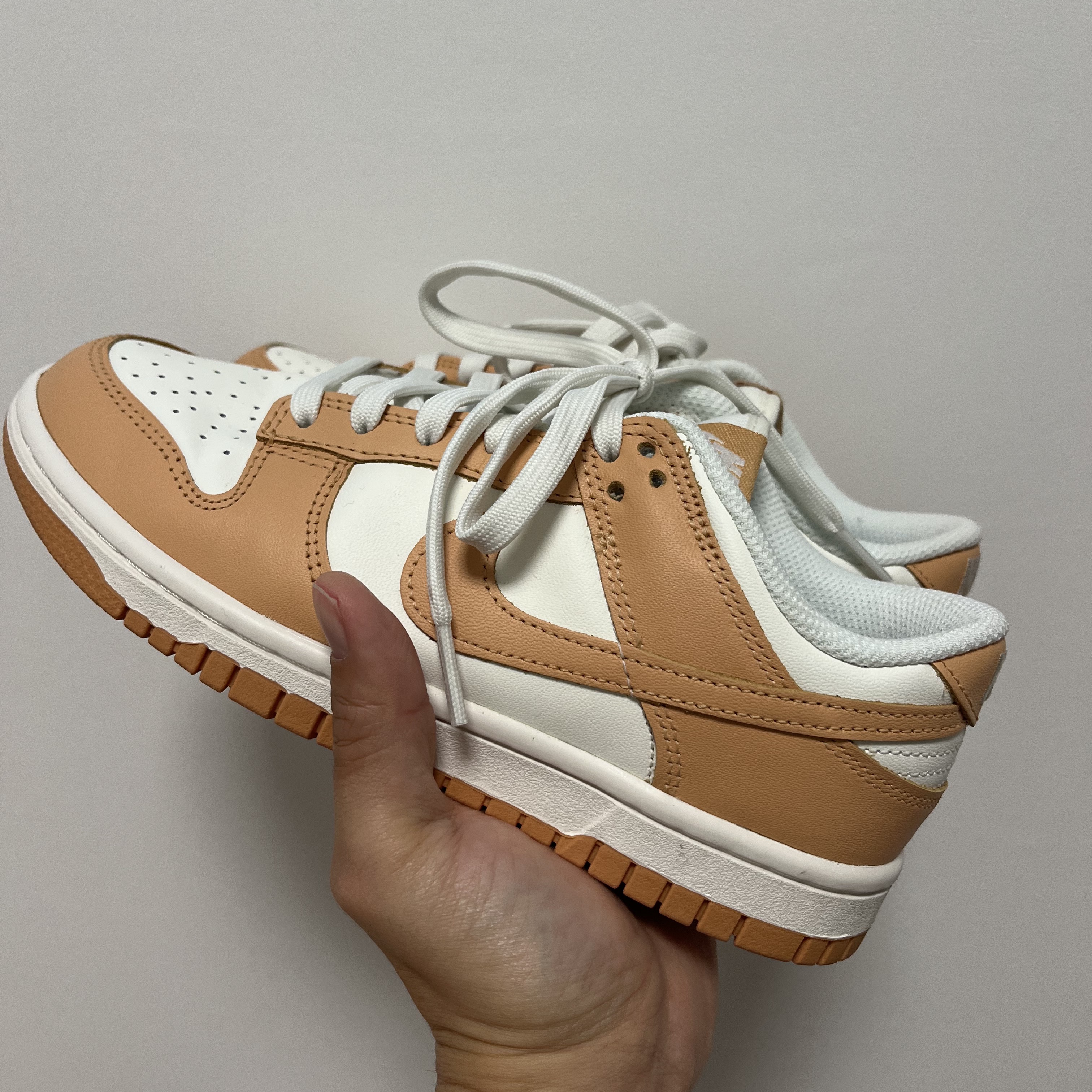 (W) Nike Dunk Low Harvest Moon 착용 스타일 - 1