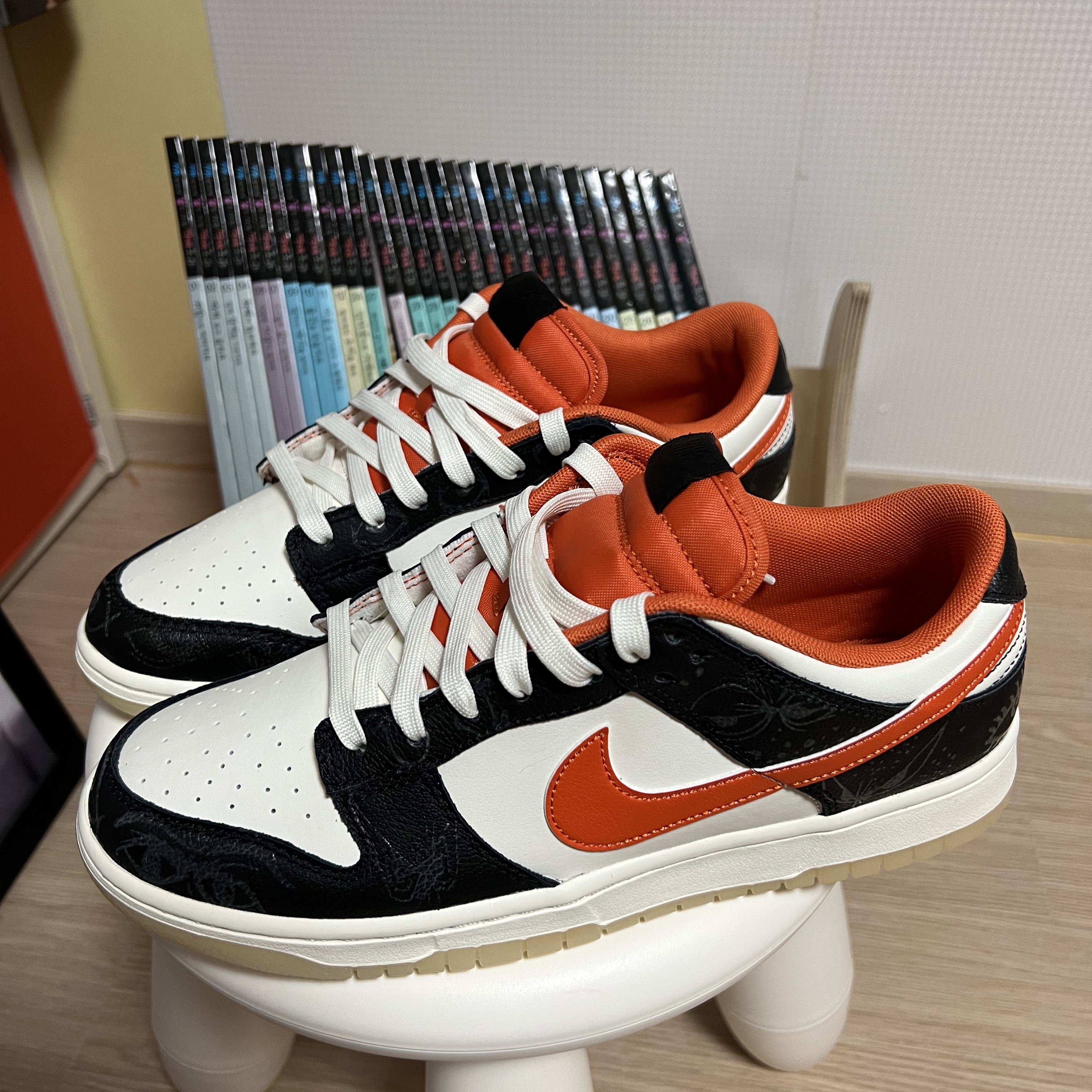 Nike Dunk Low Retro PRM Halloween 착용 스타일