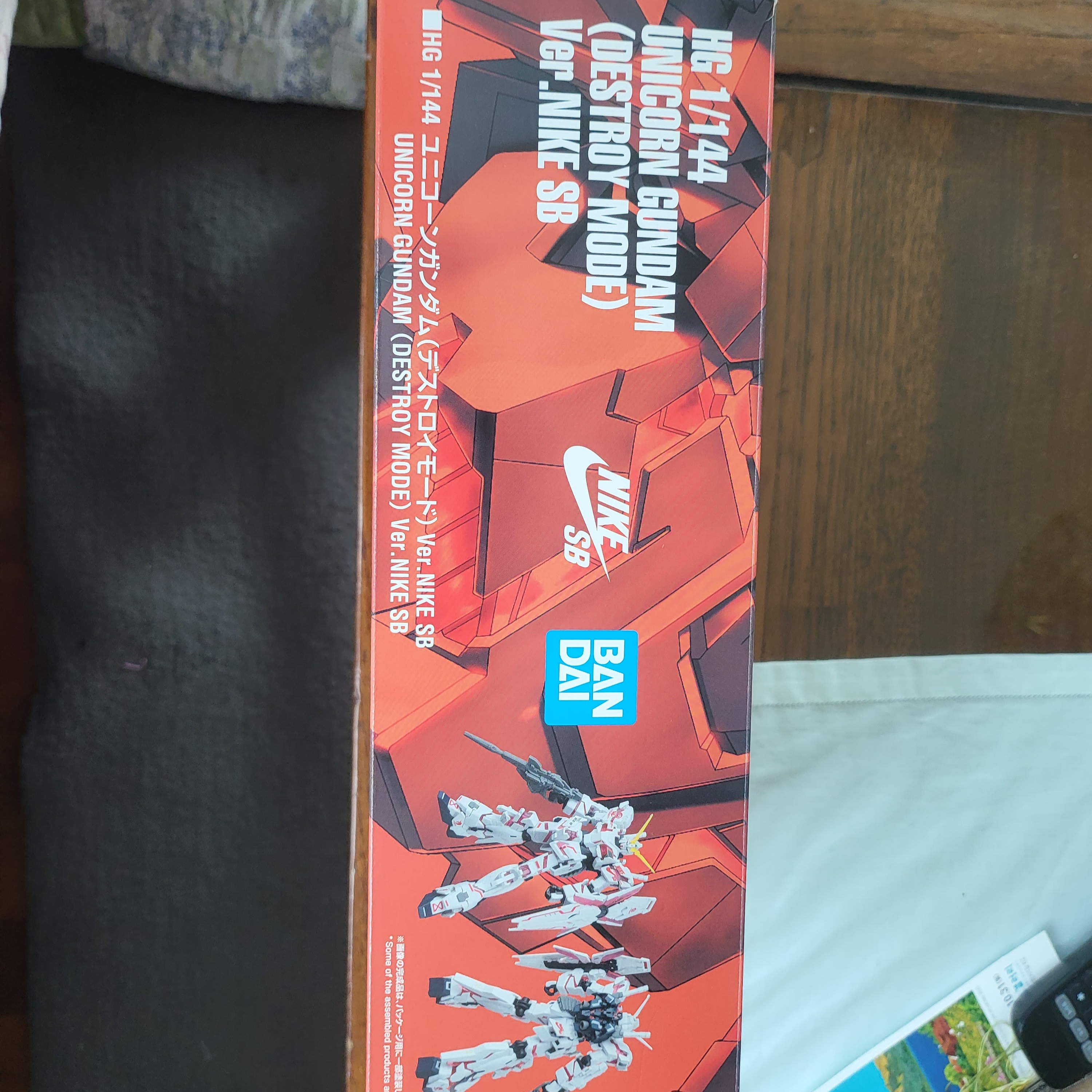 Bandai x Nike SB HG Unicorn Gundam & HG Unicorn 02 Banshee Set (Destroy Mode) 착용 스타일 - 5