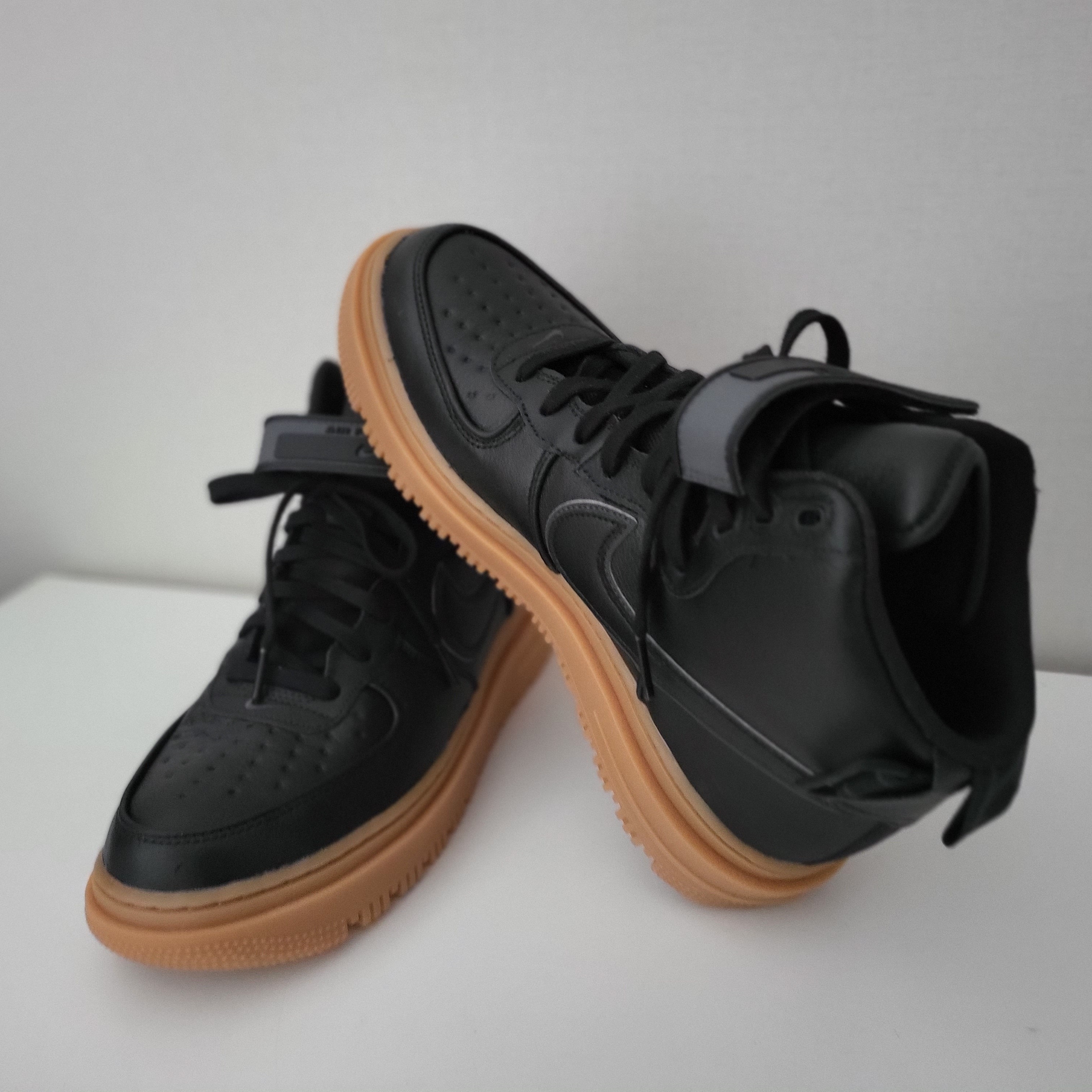 Nike Air Force 1 High Gore-Tex Boot Anthracite 착용 스타일 - 1