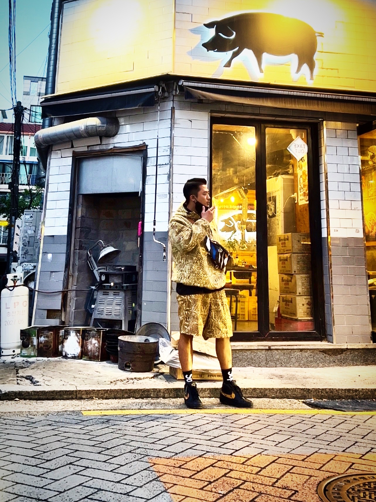 Supreme x Nike ACG Denim Pullover Gold Snakeskin - 22FW, Supreme x Nike ACG Jersey Black - 22FW 착용 스타일 - 2