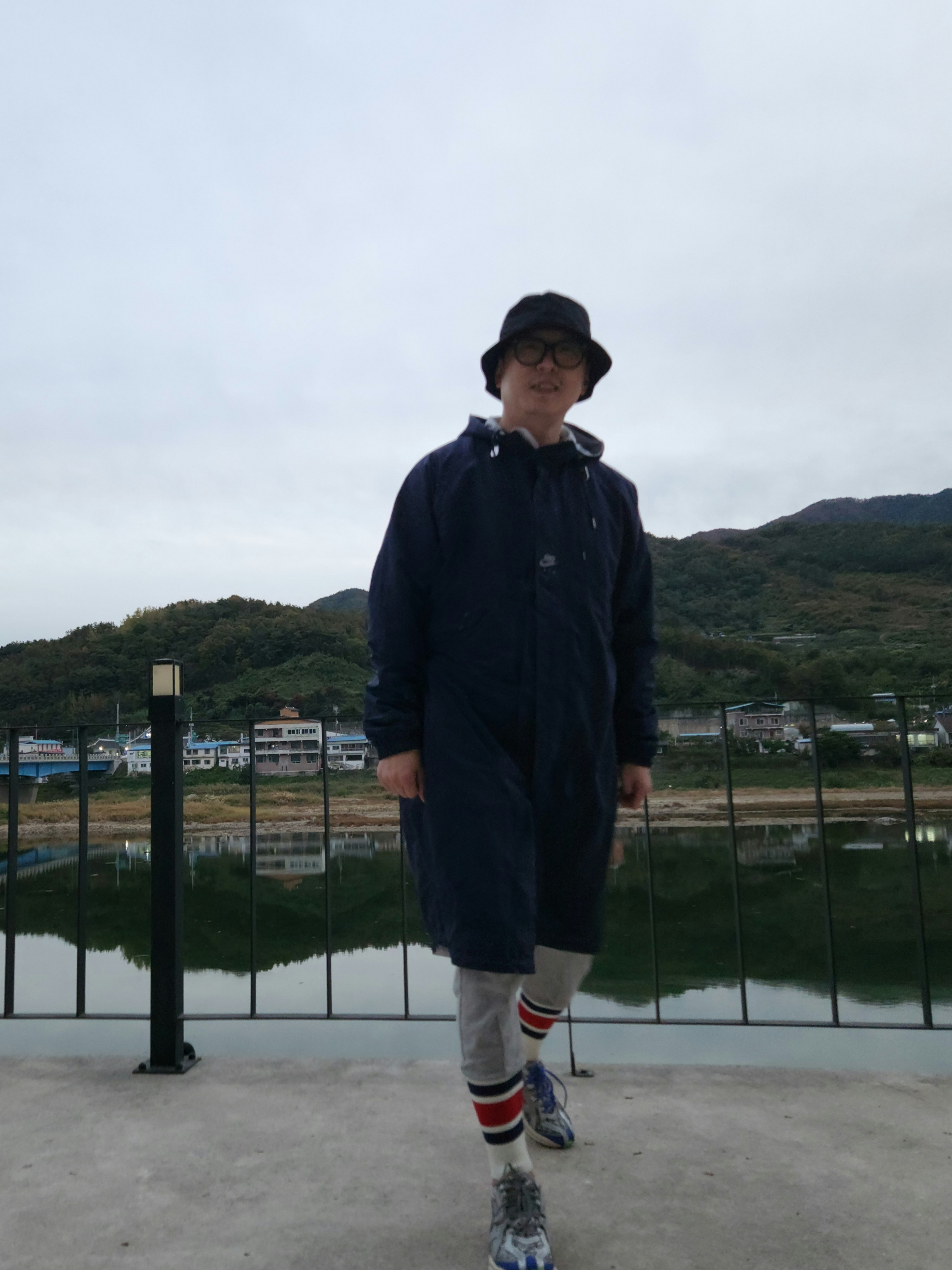 Nike x Kim Jones Reversible Parka Navy - US/EU, Asics x Awake NY Gel-Preleus Cool Grey Silver 착용 스타일 - 4