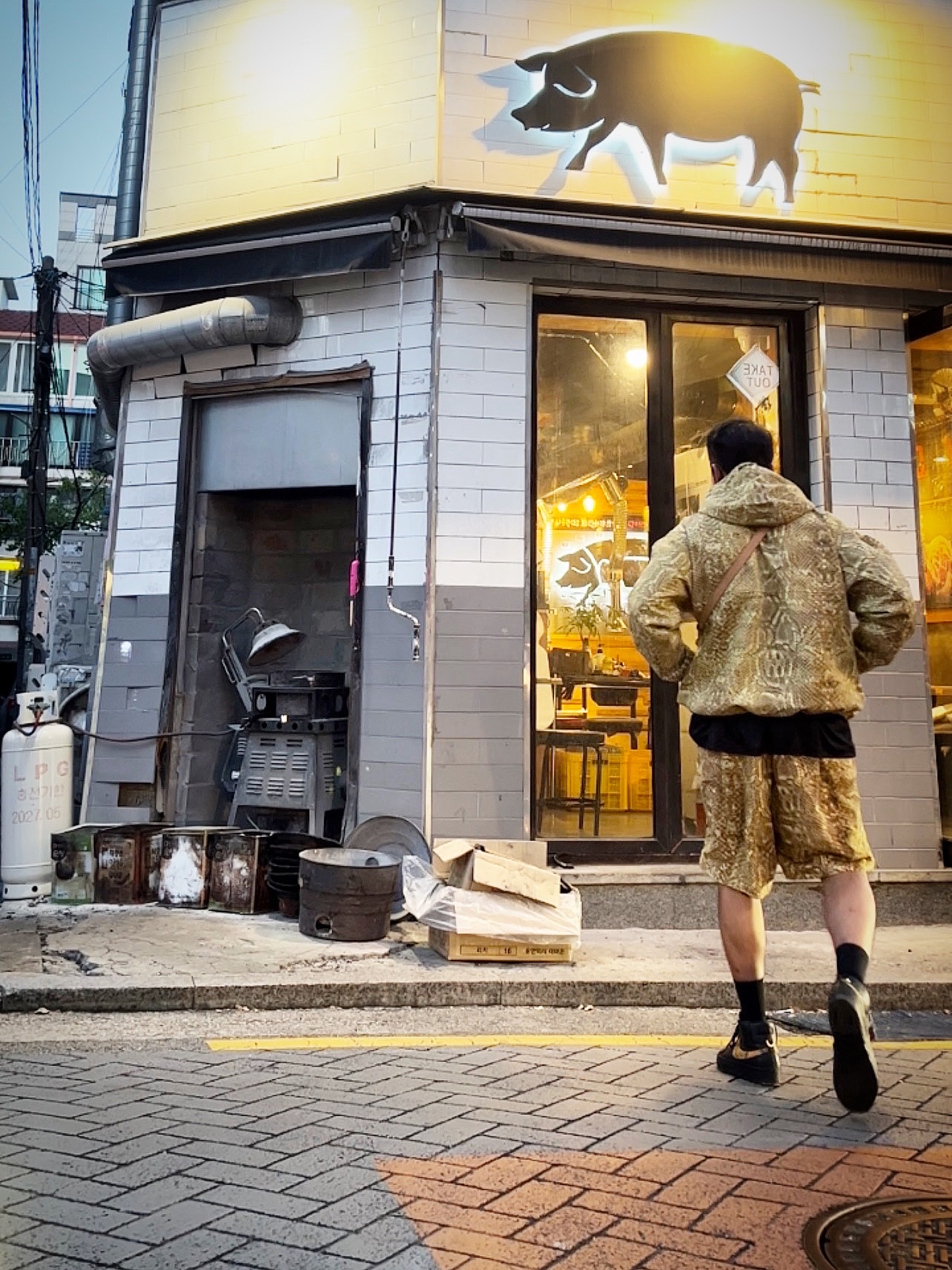Supreme x Nike ACG Denim Pullover Gold Snakeskin - 22FW, Supreme x Nike ACG Jersey Black - 22FW 착용 스타일 - 1