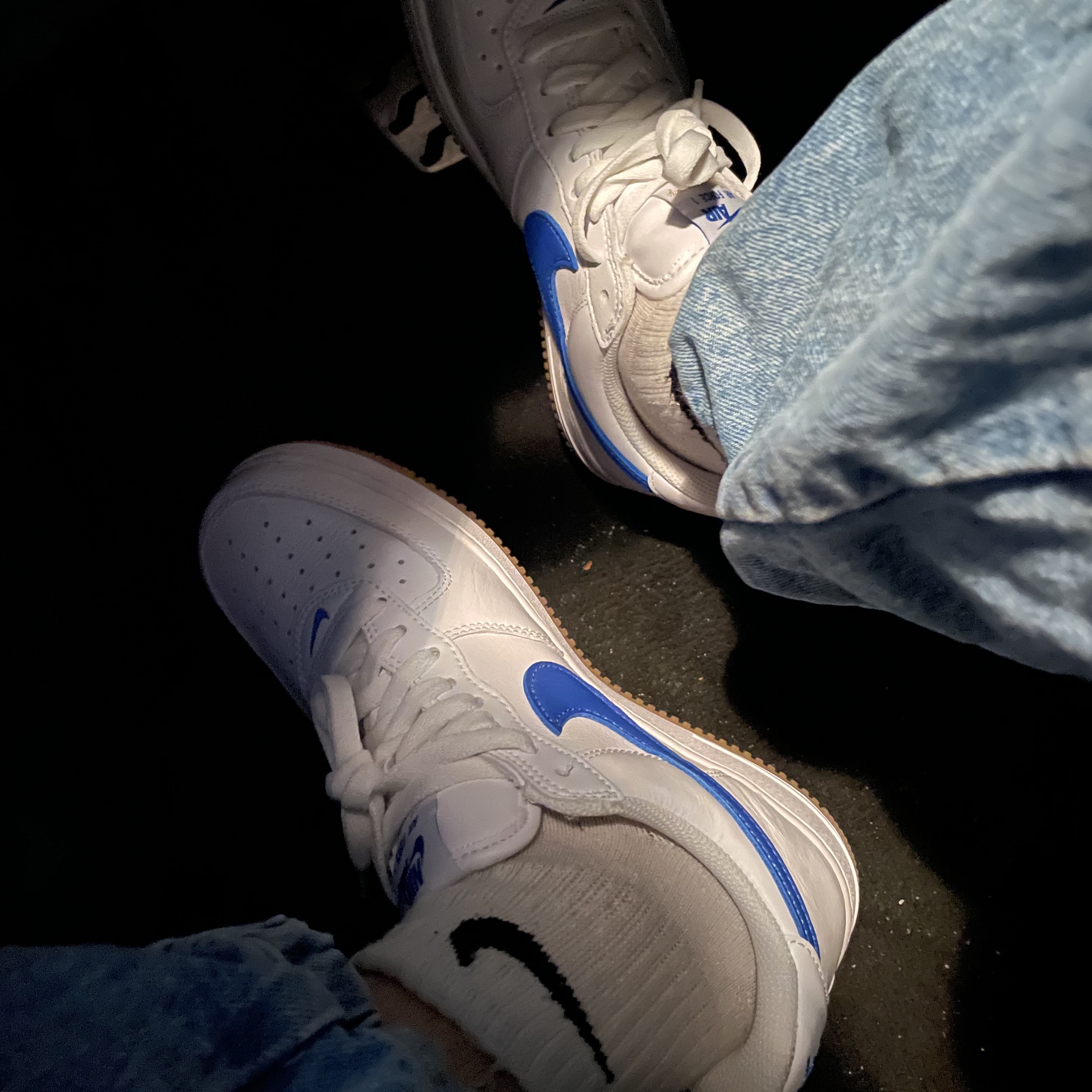 Nike Air Force 1 Low Retro Color of the Month Varsity Royal 착용 스타일
