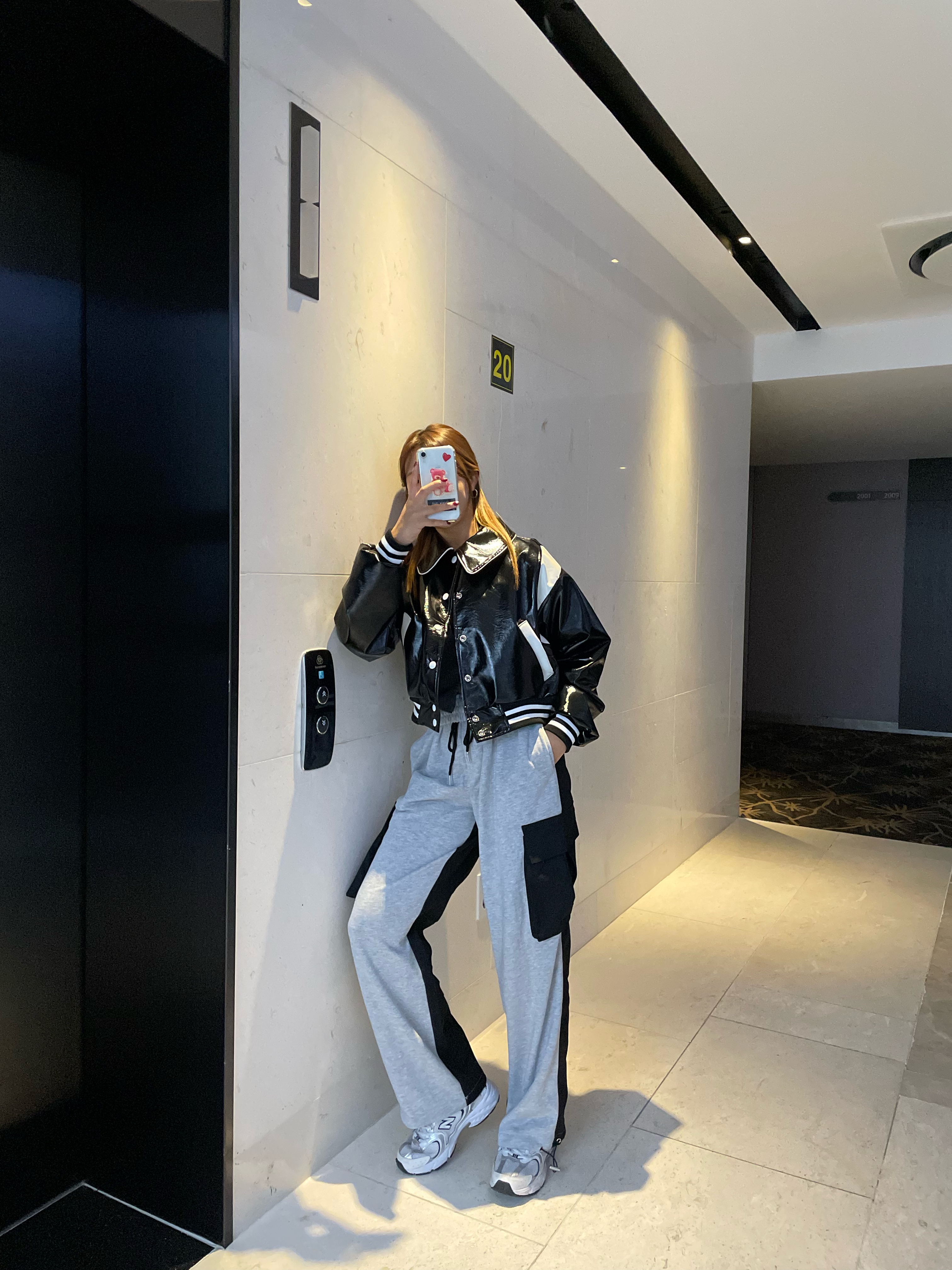 New Balance 530 White 착용 스타일 - 1