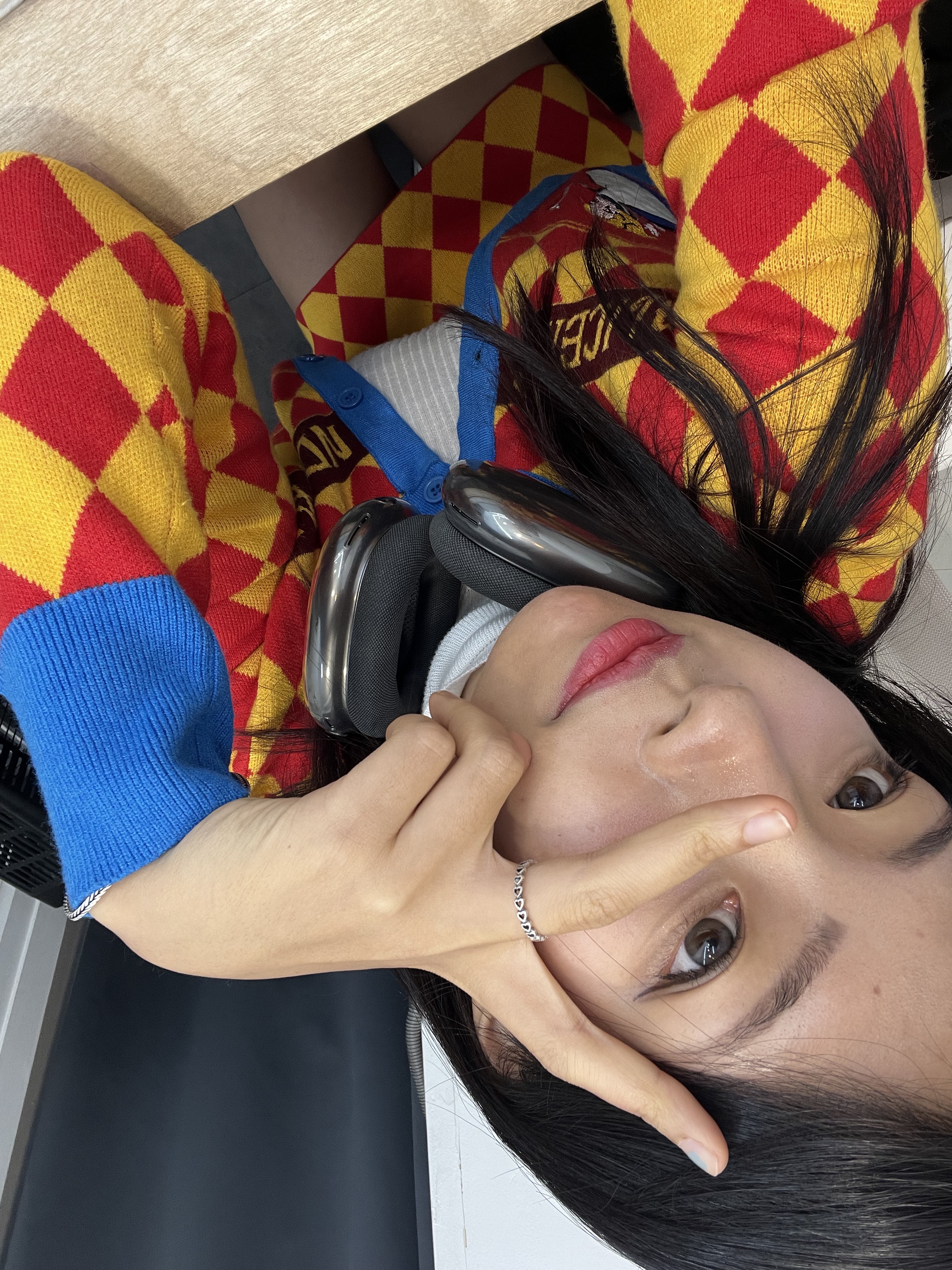 Apple AirPods Max Lightning Space Gray (Korean Ver.) 착용 스타일 - 1