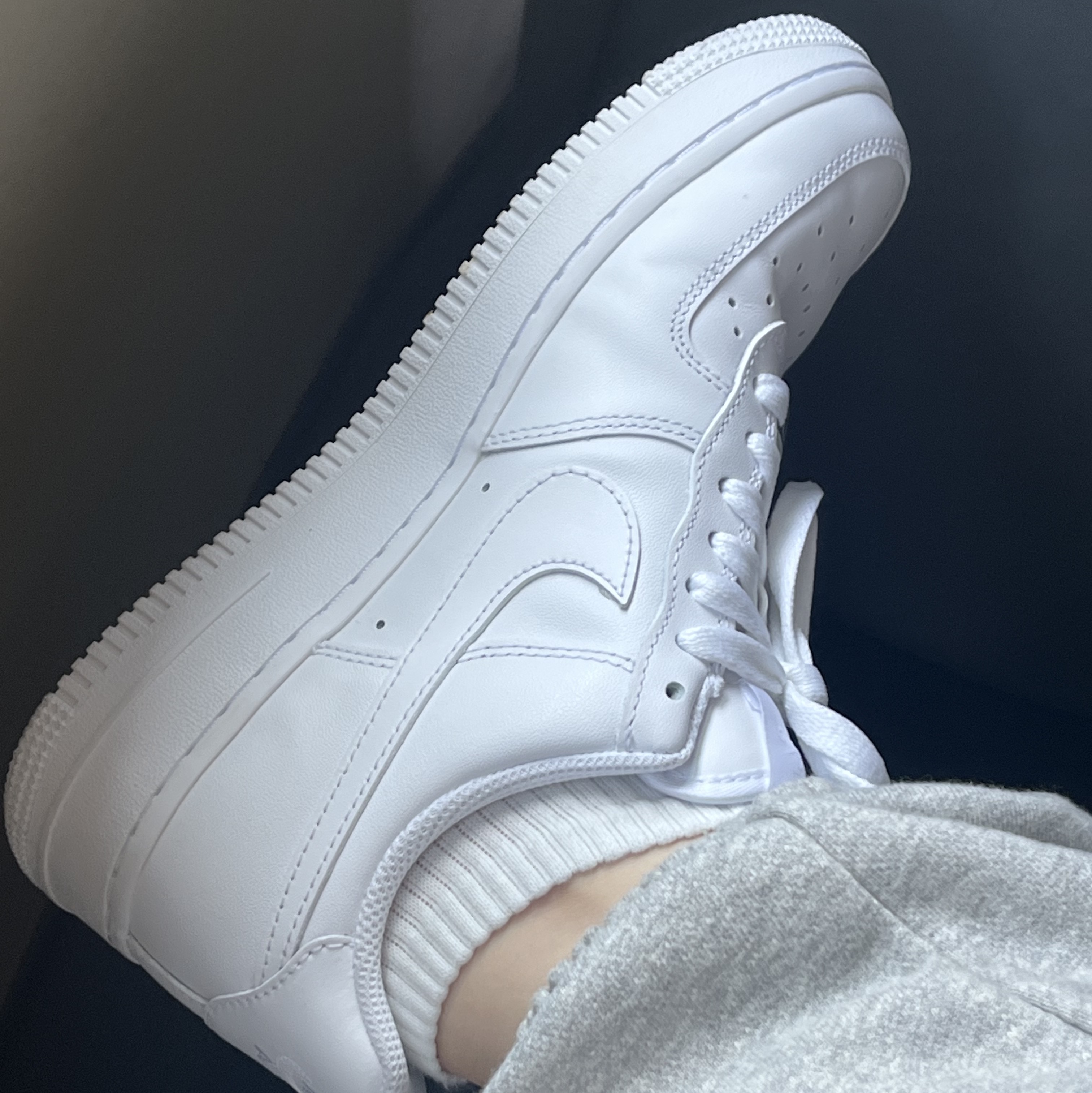 (W) Nike Air Force 1 '07 Low White 착용 스타일