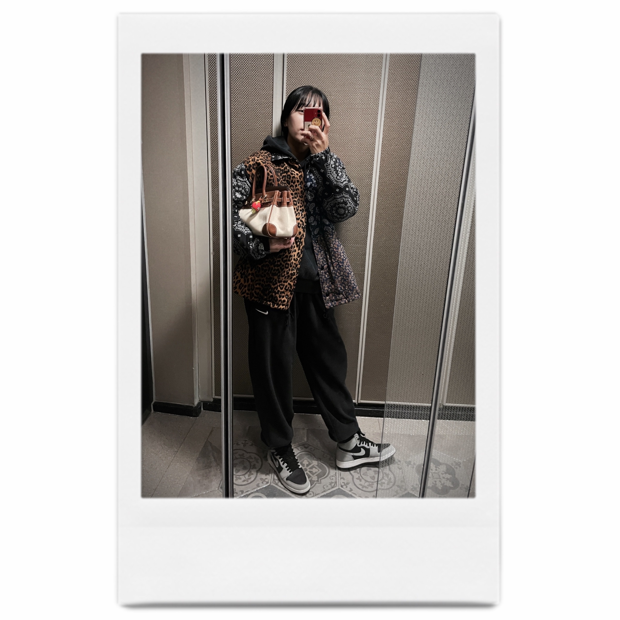 (GS) Jordan 1 Retro High OG Shadow 2.0, Jordan 1 Retro High OG Shadow 2.0 착용 스타일 - 2