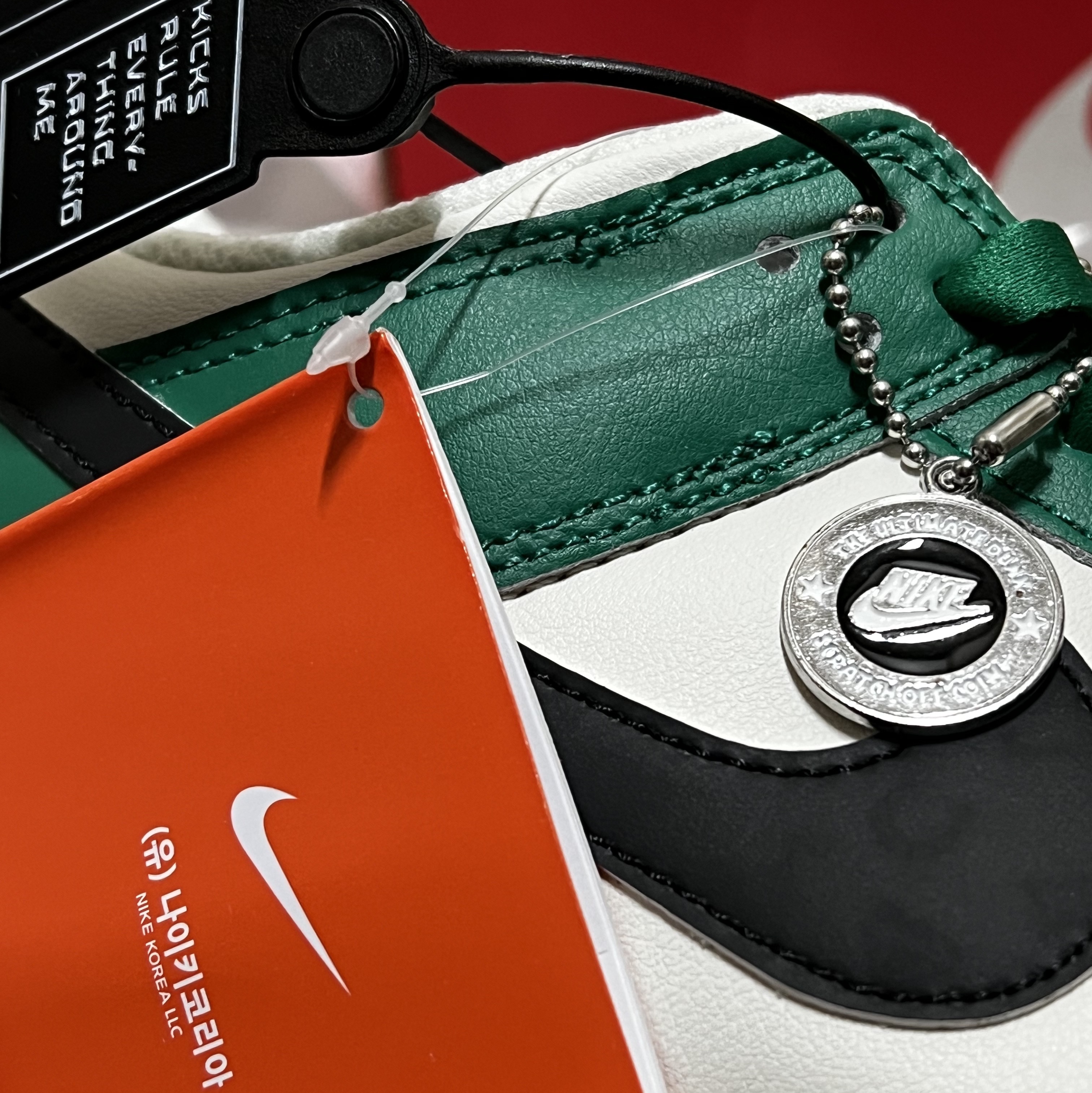 Nike Dunk Low Retro SE Jackpot Malachite 착용 스타일 - 2
