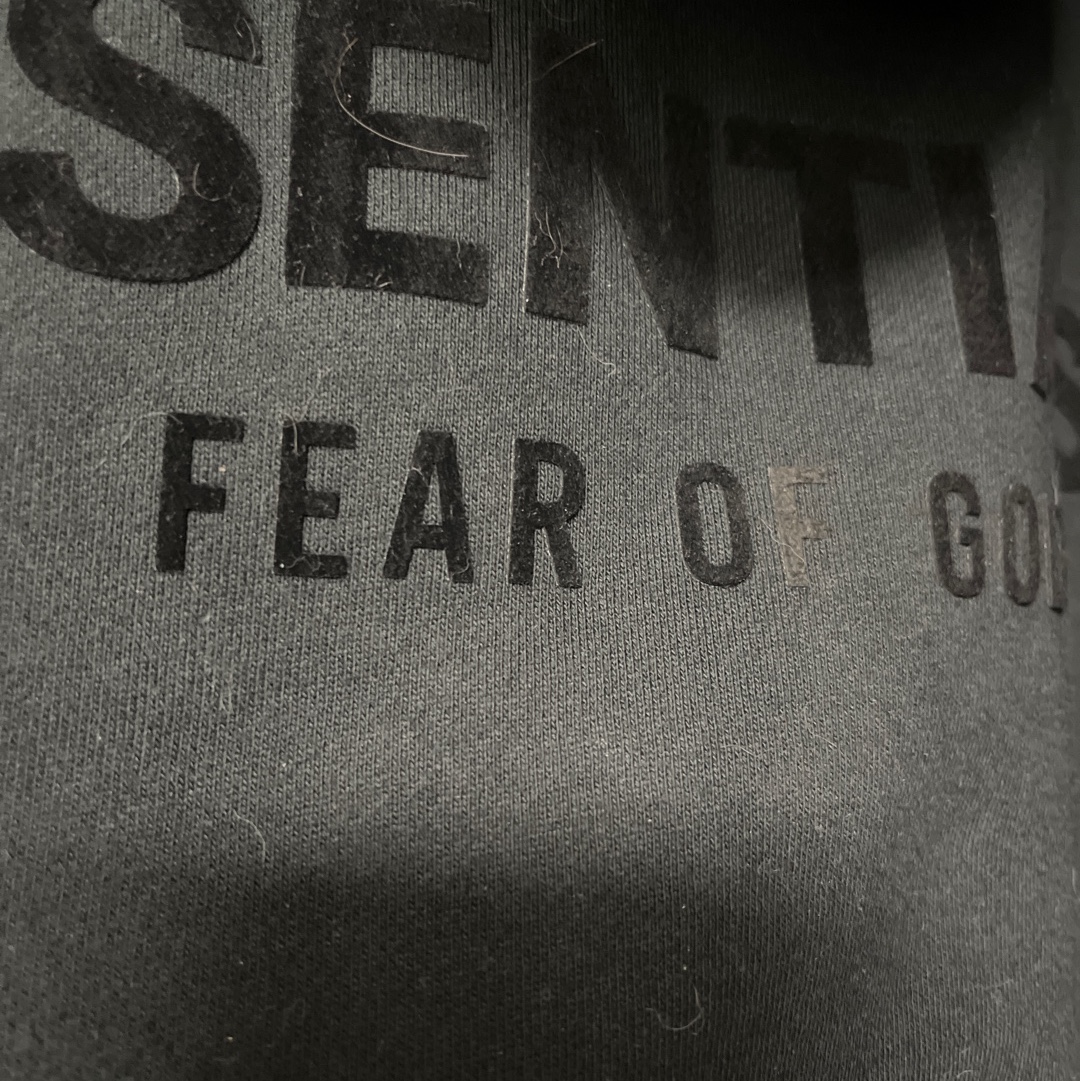 Essentials The Core Collection Hoodie Stretch Limo 착용 스타일