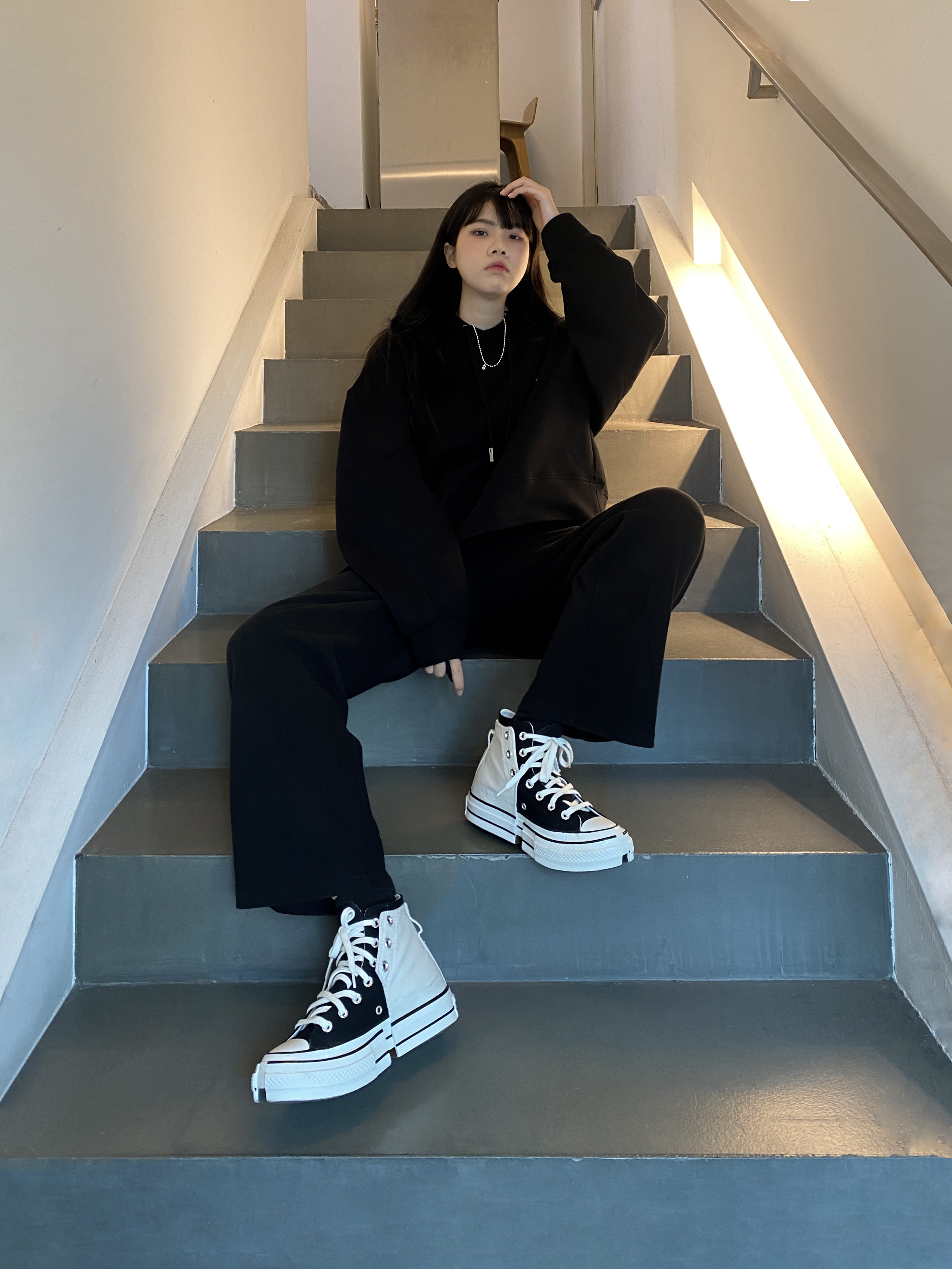 Converse x Feng Chen Wang Chuck 70 2-in-1 Natural Ivory Black 착용 스타일 - 2