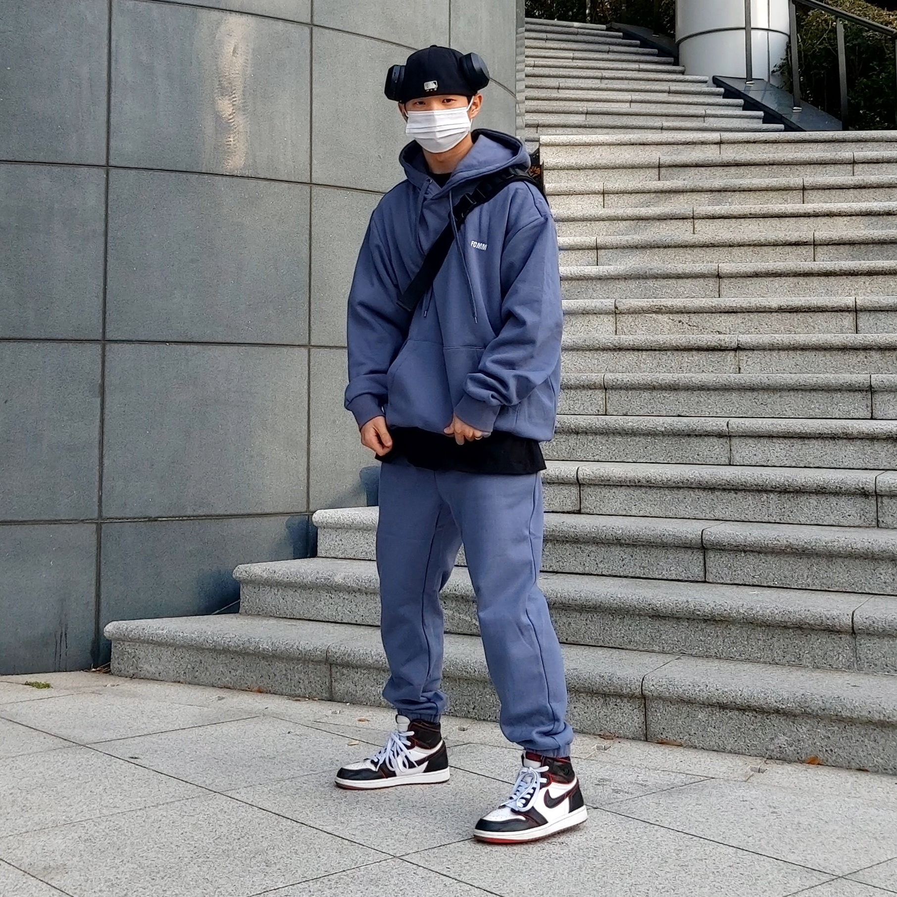 Jordan 1 Retro High OG Bloodline 착용 스타일 - 3