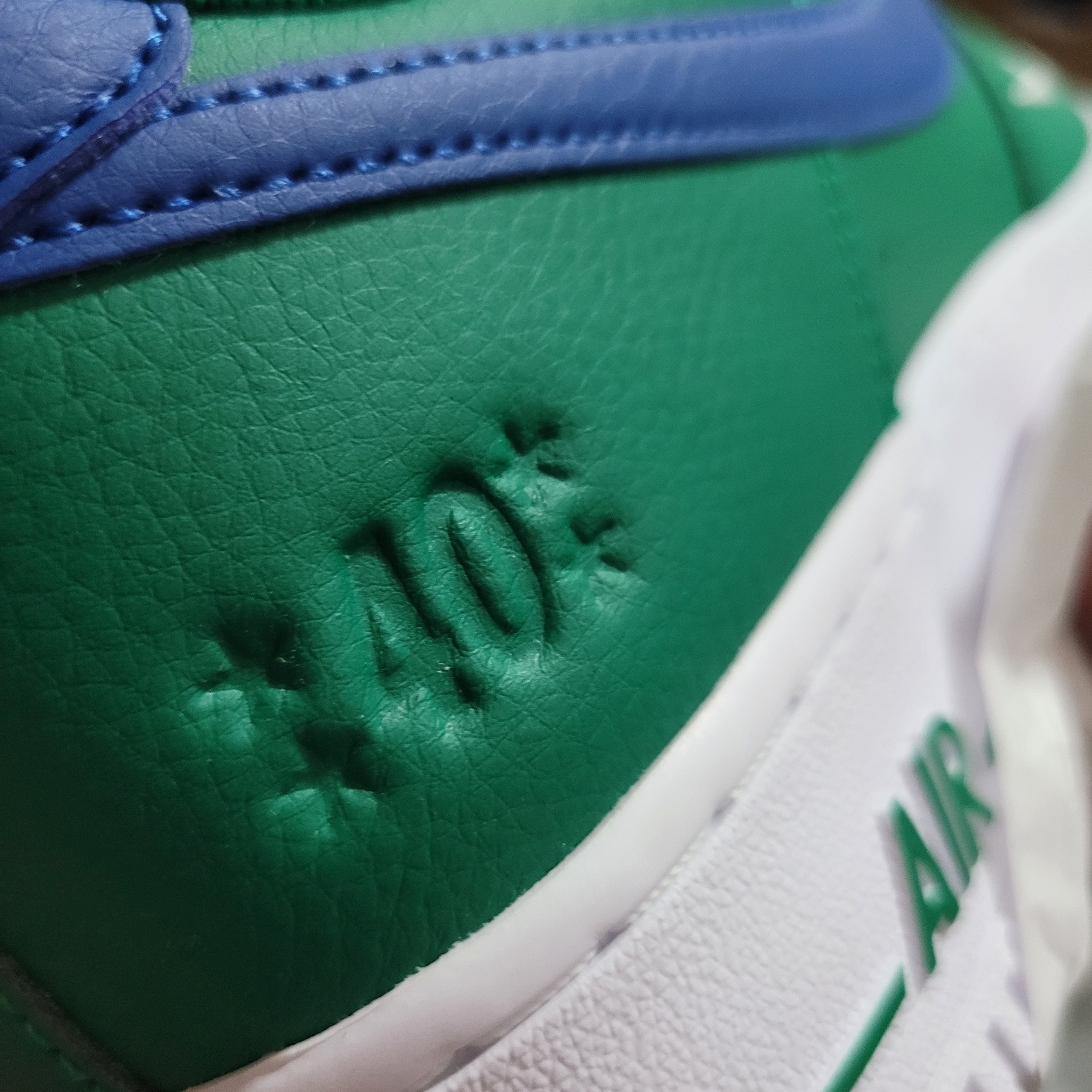 Nike Air Force 1 '07 LV8 40th Anniversary Join Forces Malachite Blue Jay 착용 스타일 - 3