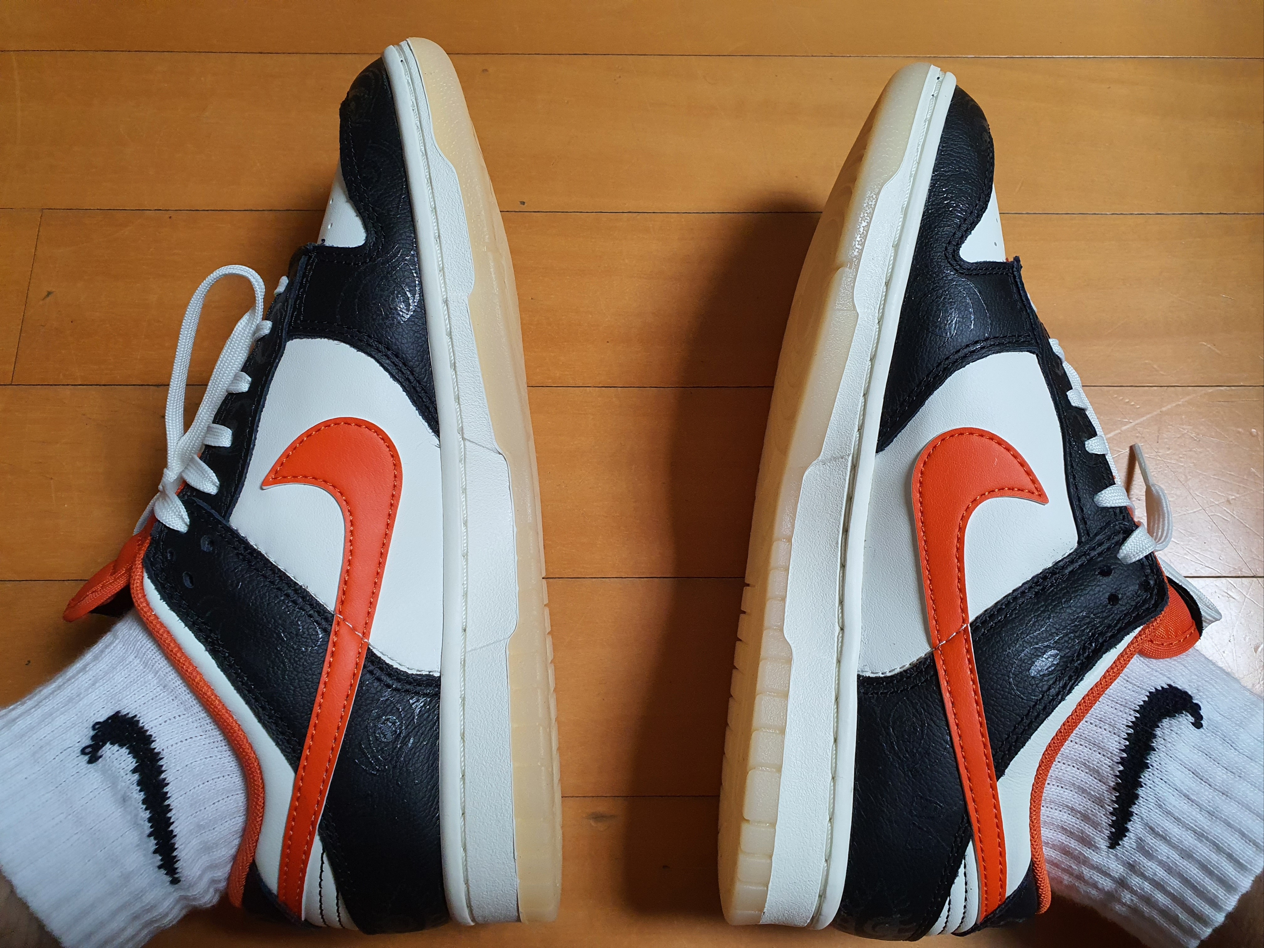 Nike Dunk Low Retro PRM Halloween 착용 스타일 - 2