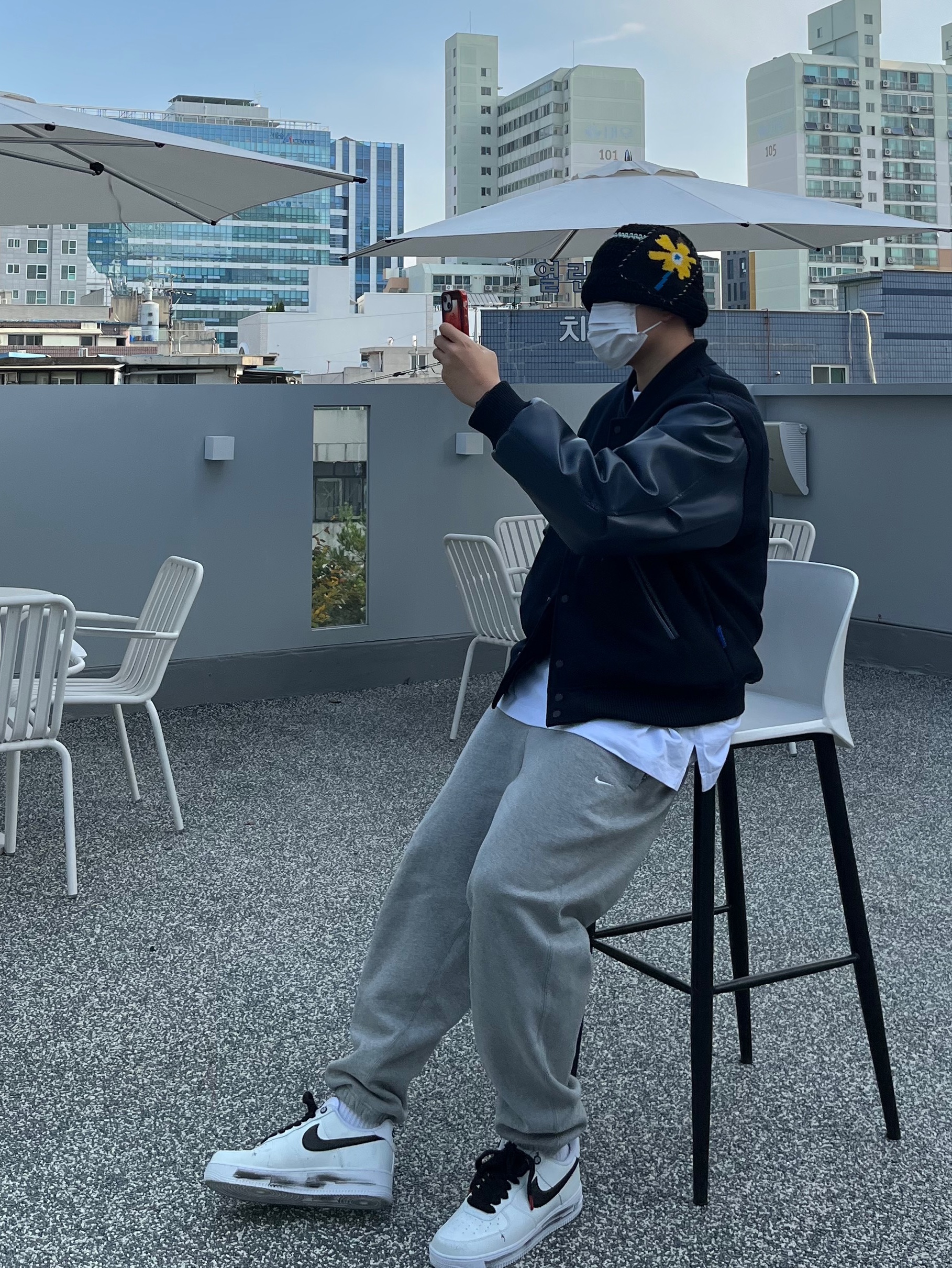 Nike x Peaceminusone Air Force 1 Low Para-Noise 2.0, Nike NRG Solo Swoosh Fleece Pants Dark Grey Heather - Asia 착용 스타일 - 2
