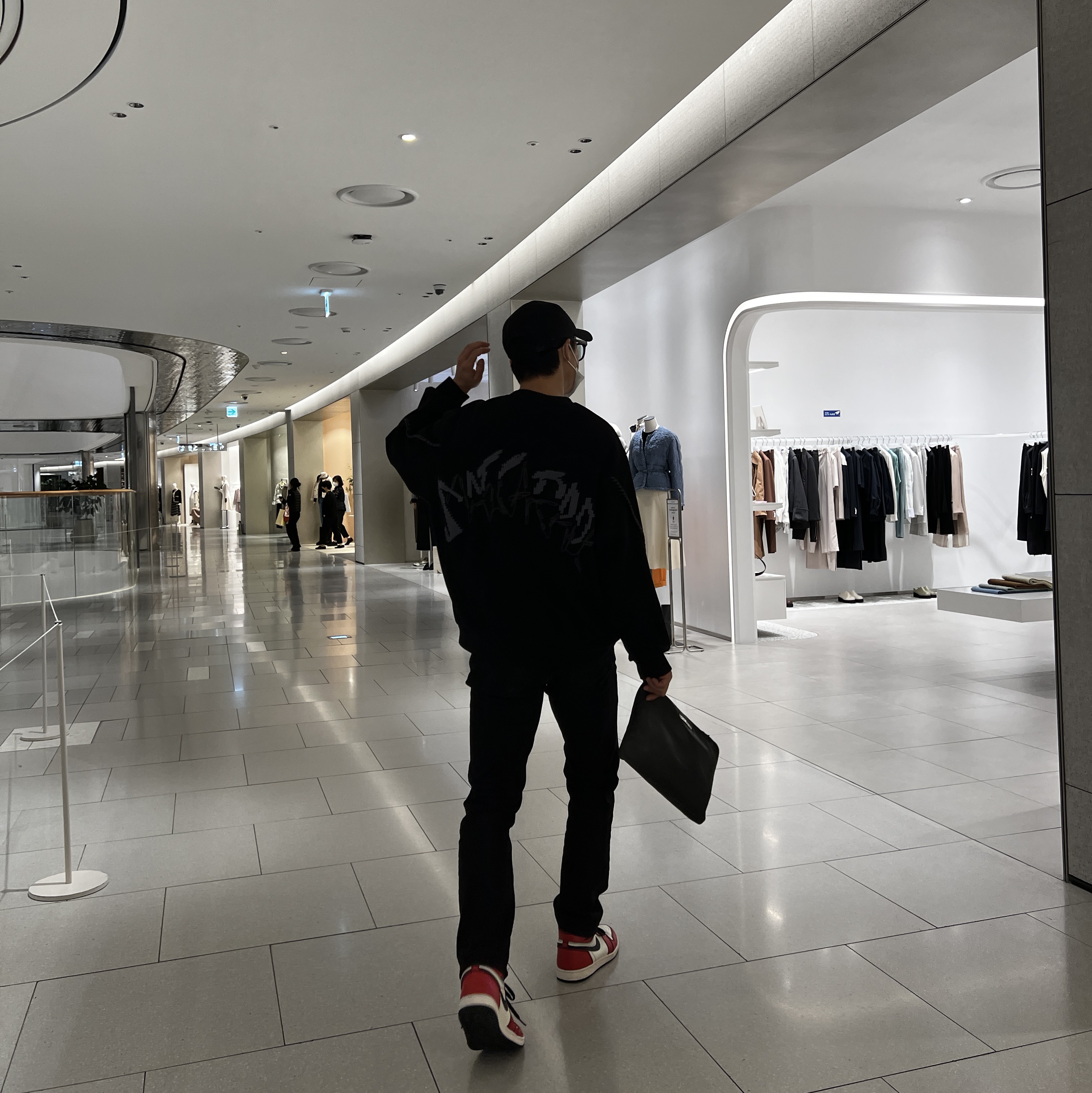 Jordan 1 Retro High OG Defiant SB LA to Chicago, C.P. Company Metropolis Series Polyester Twill Cap Black - 22FW 착용 스타일