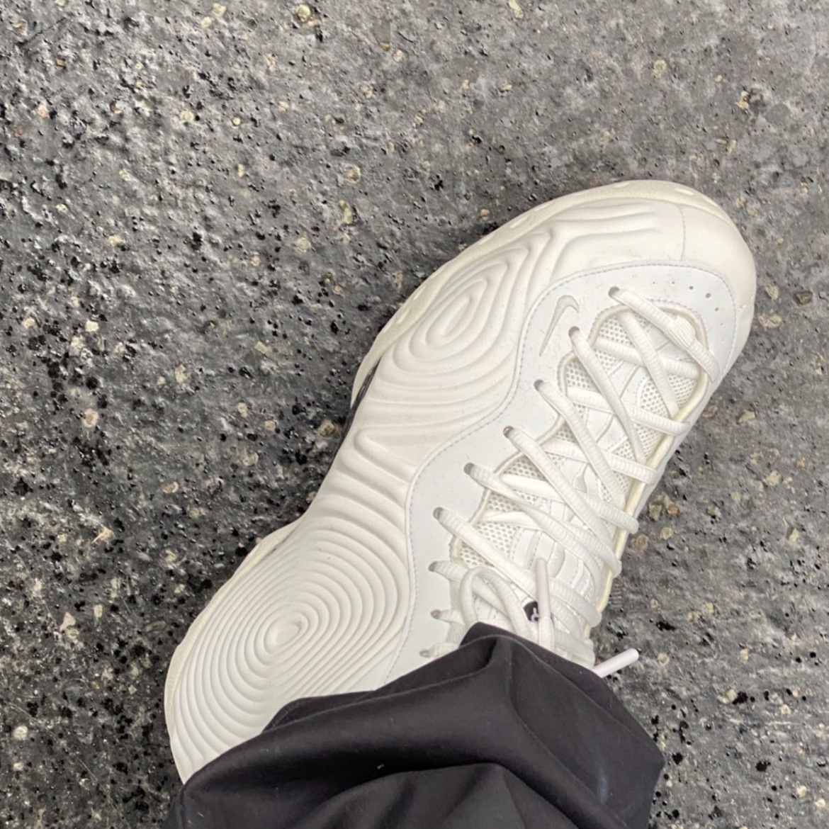 Nike x Comme des Garcons Homme Plus Air Foamposite One White 착용 스타일