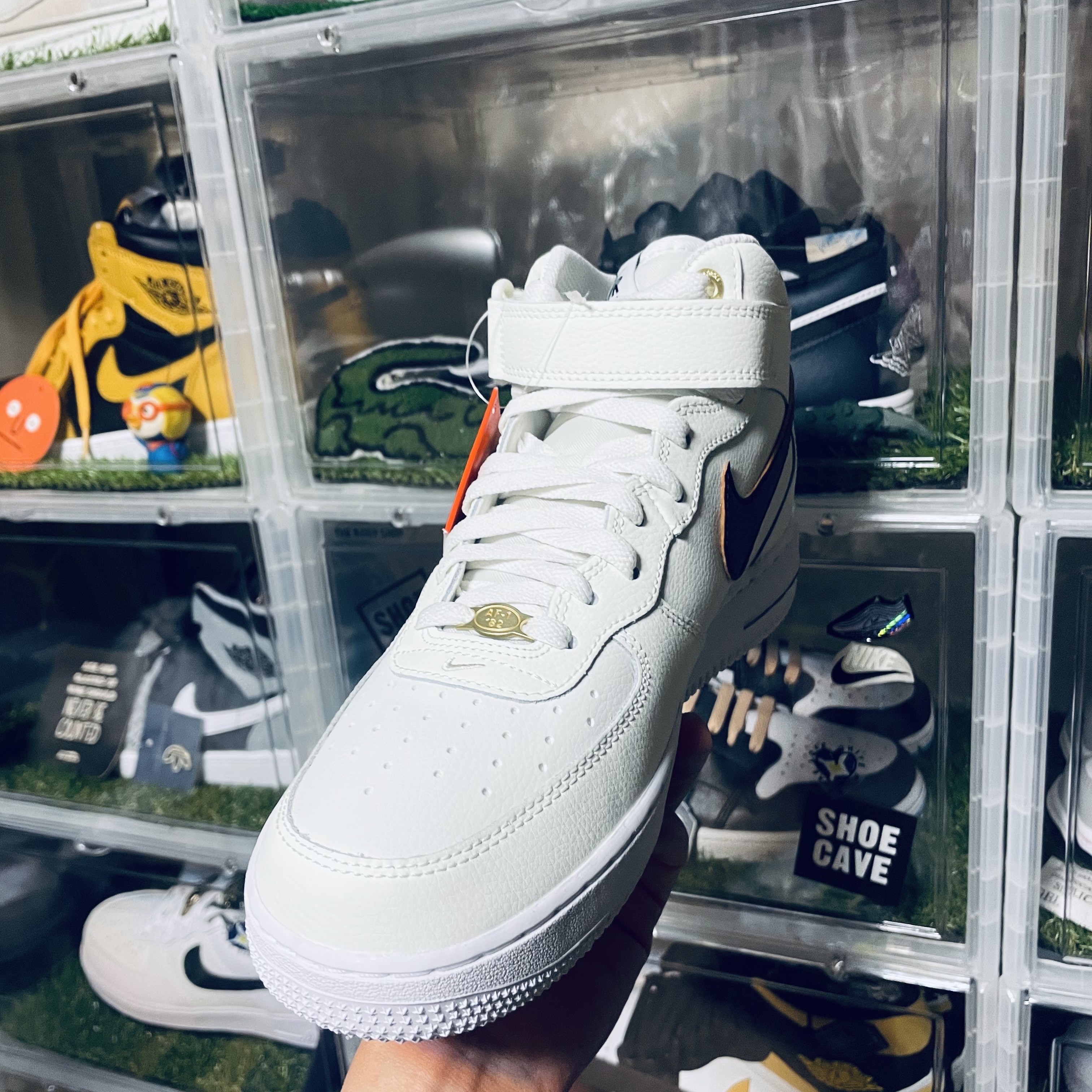 Nike Air Force 1 '07 LV8 40th Anniversary Join Forces Sail Brown Basalt 착용 스타일 - 2