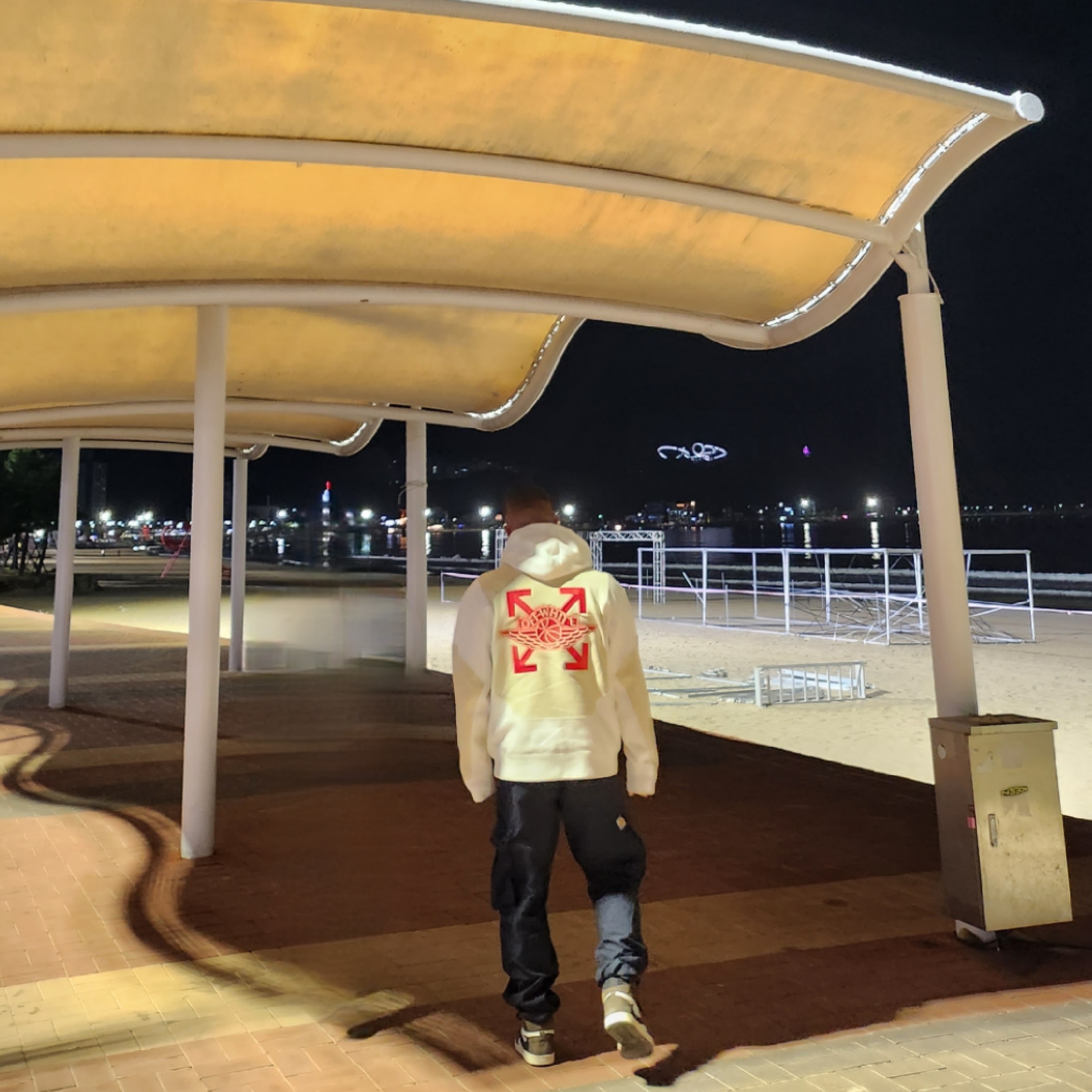 Jordan x Off-White Fleece Pullover Hoodie Sail - Asia 착용 스타일