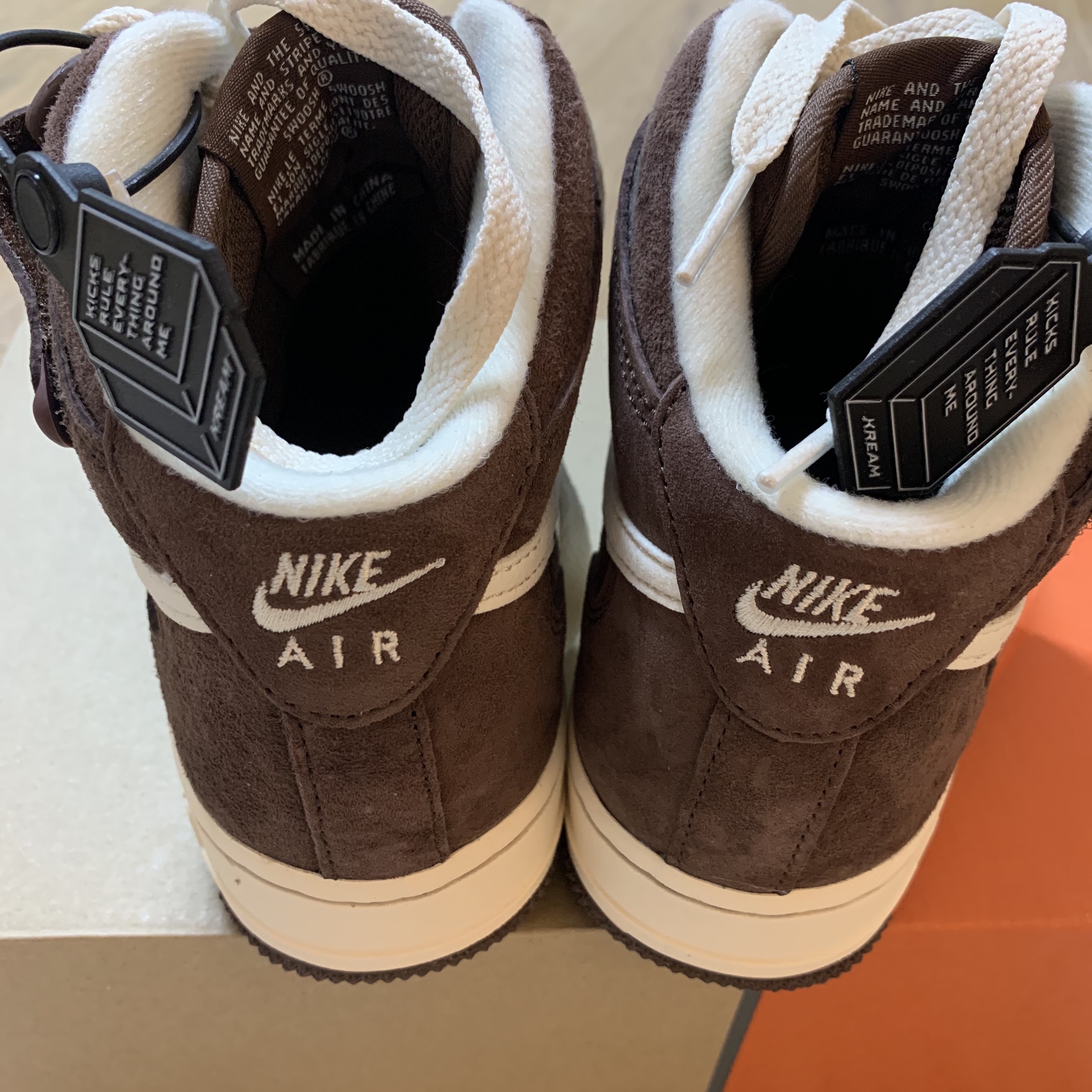 Nike Air Force 1 Mid '07 QS Chocolate 착용 스타일
