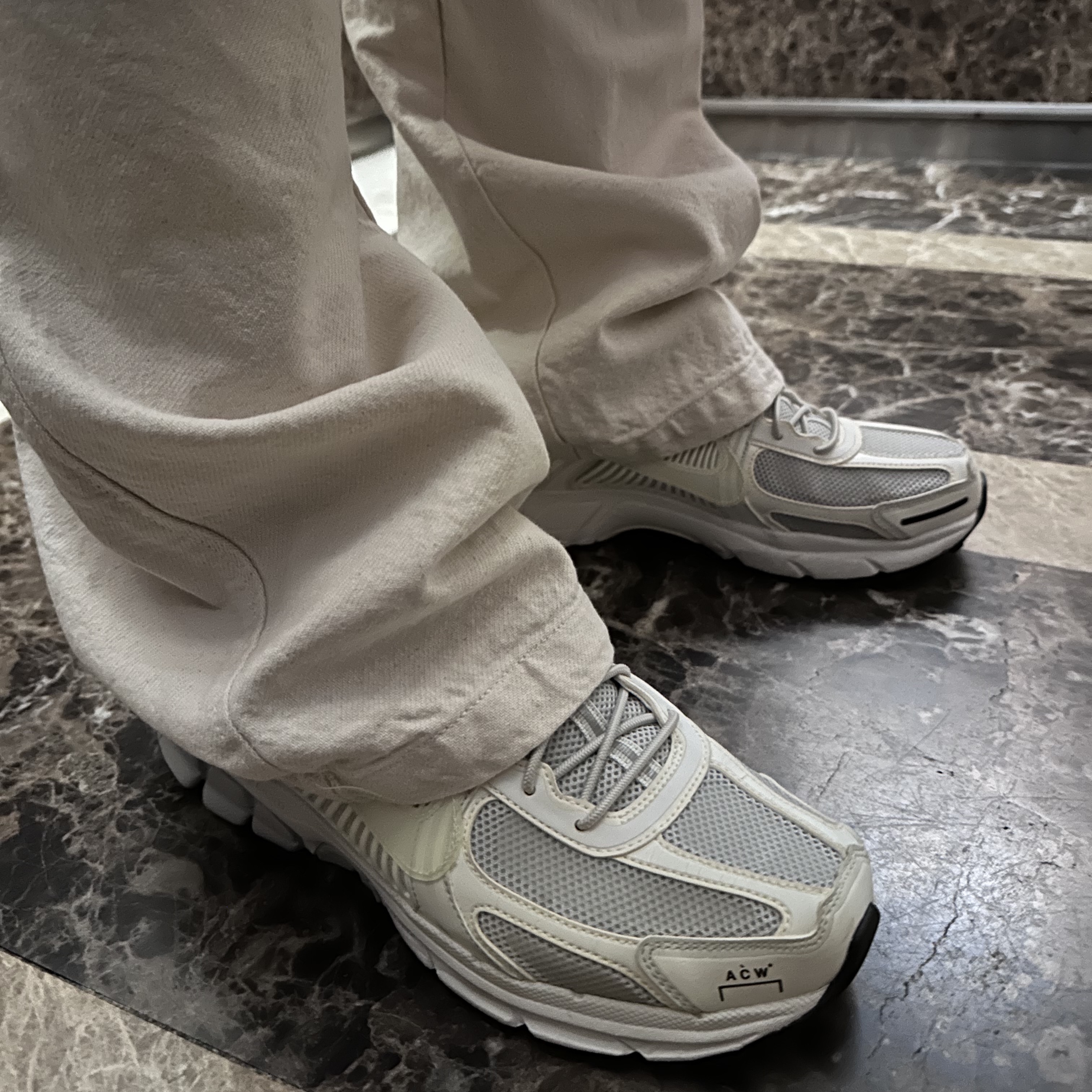 Nike x A-Cold-Wall Zoom Vomero 5 Sail, Stussy x Rick Owens 40 WT T-Shirt 착용 스타일 - 3