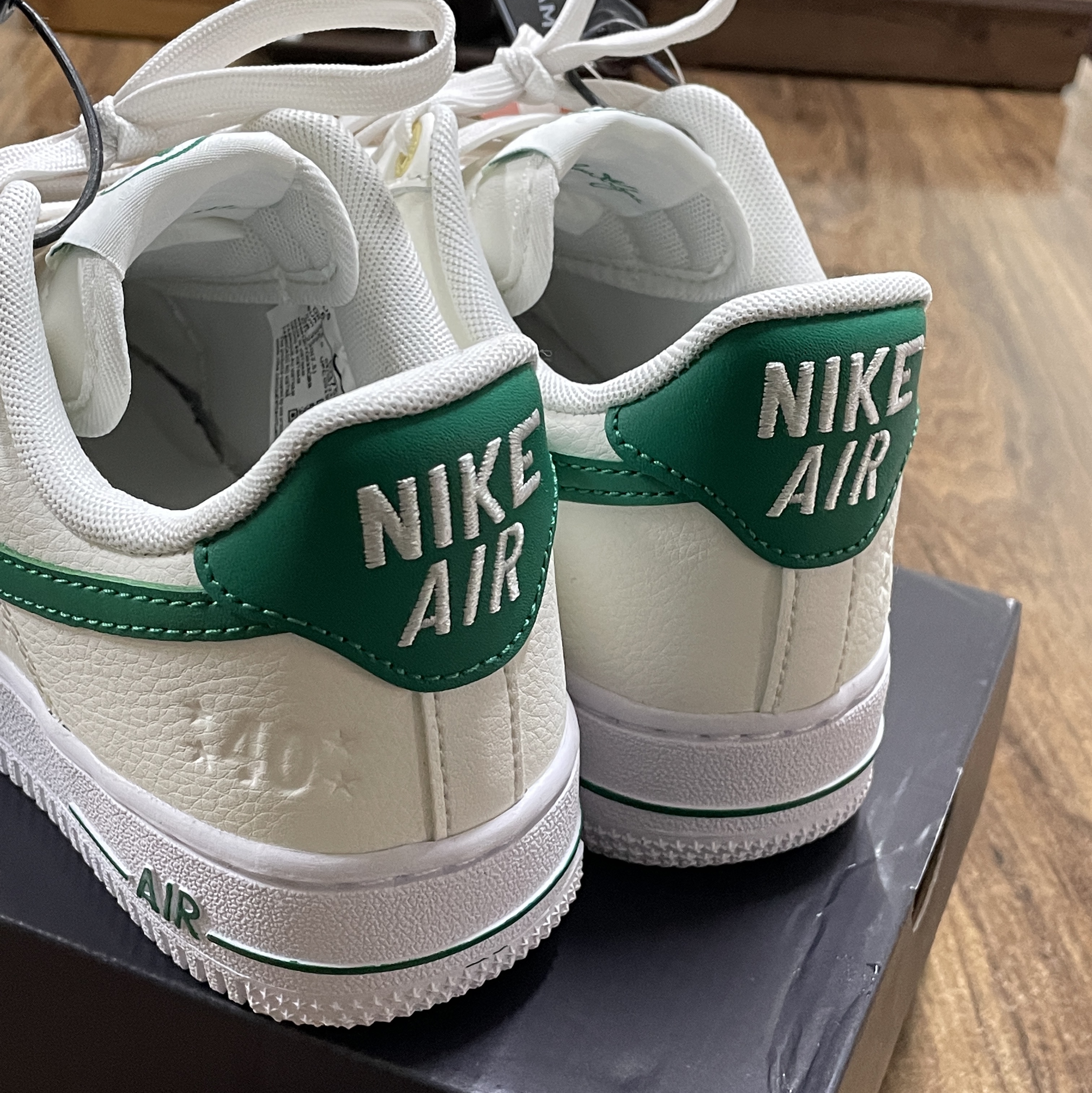 (W) Nike Air Force 1 '07 SE 40th Anniversary Join Forces Sail Malachite 착용 스타일 - 2