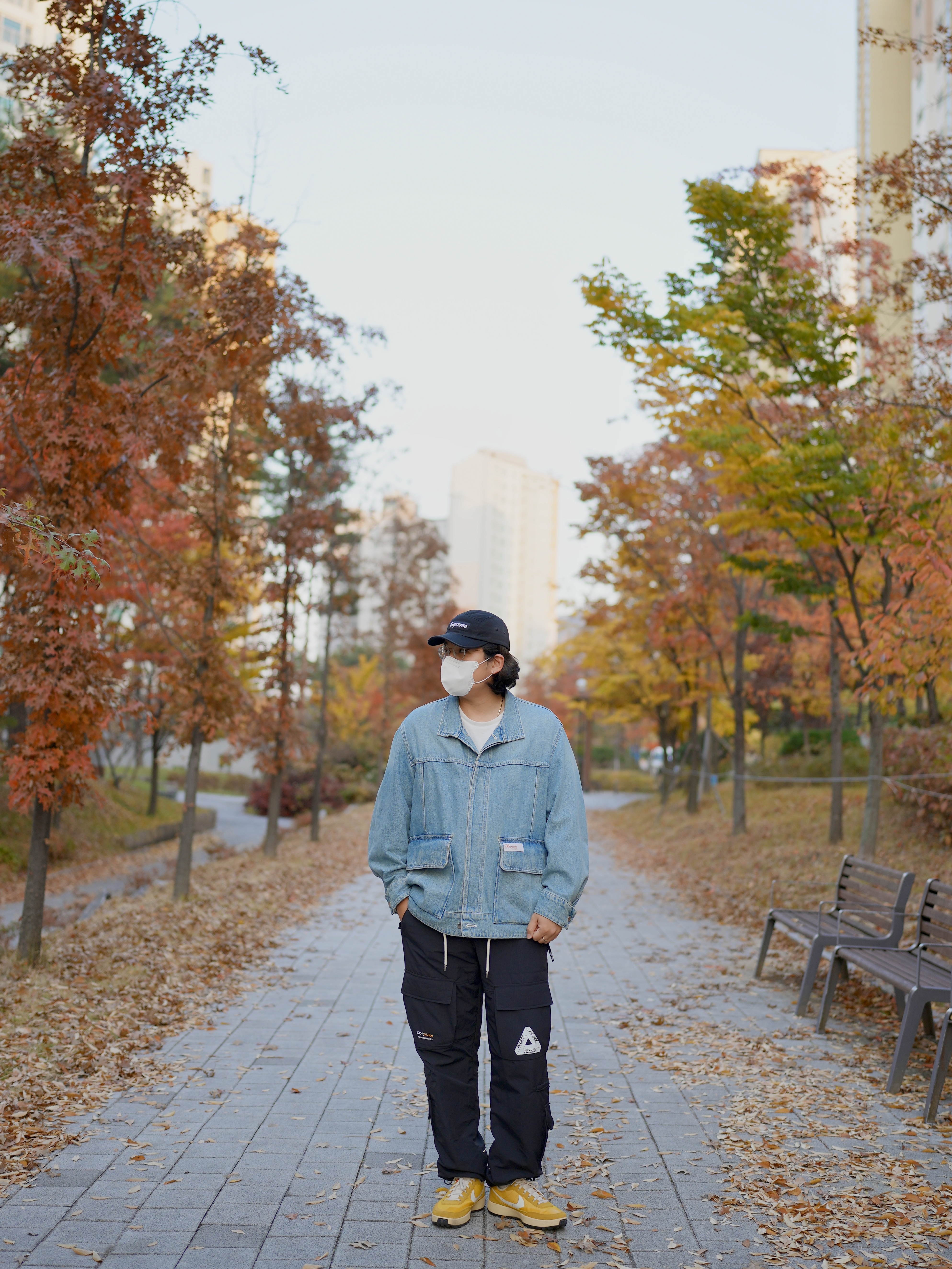 Supreme Washed Chino Twill Camp Cap Black, Palace Cordura RS Shell Cargos Black - 22FW 착용 스타일