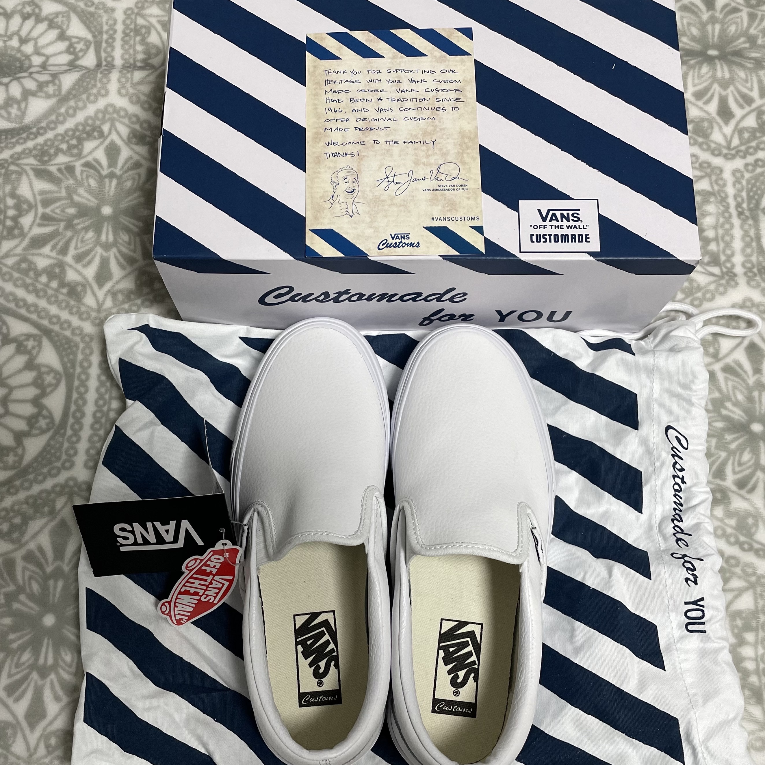 Vans Classic Slip-On Platform Black 착용 스타일 - 2