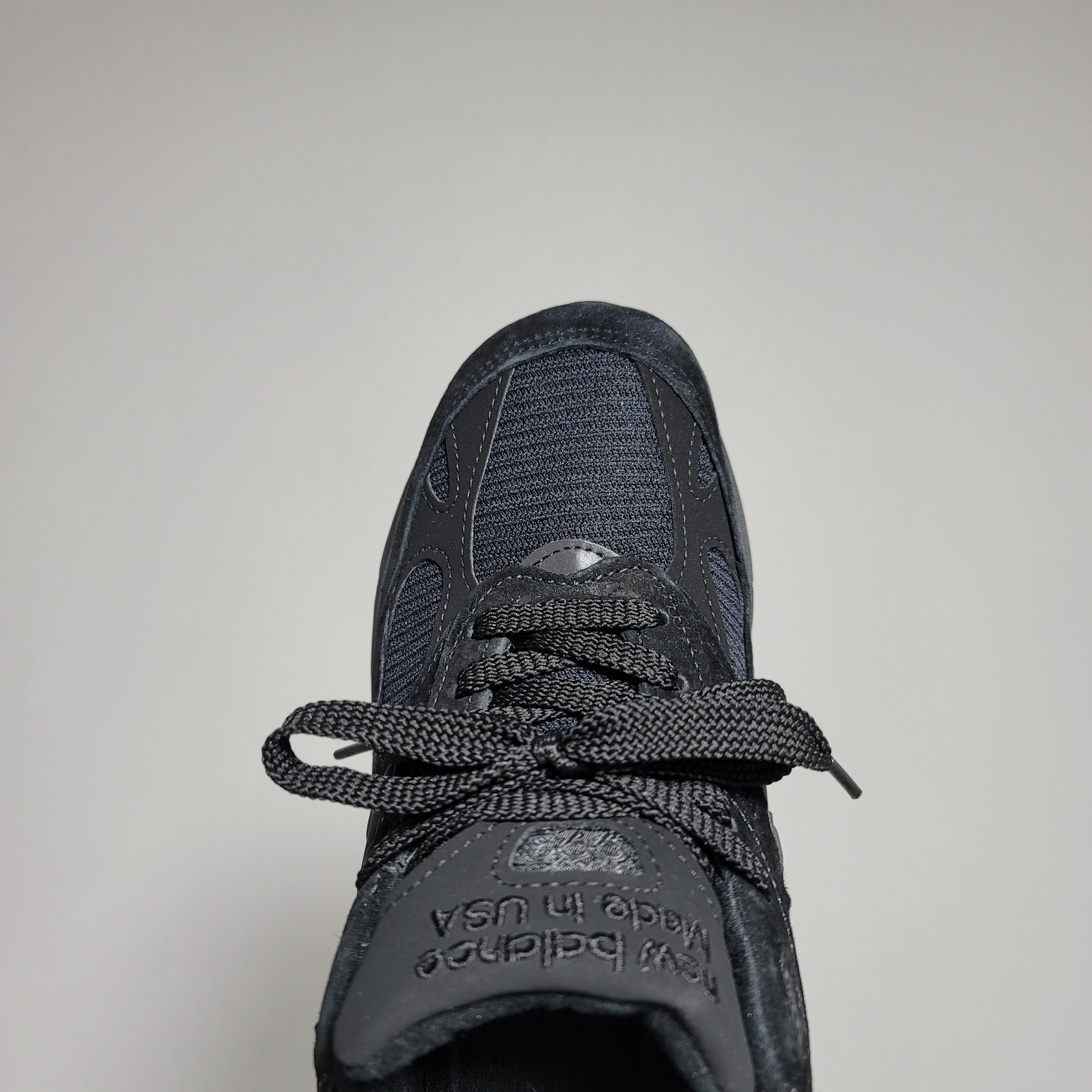 New Balance 993 Made in USA Triple Black - D Standard 착용 스타일 - 4