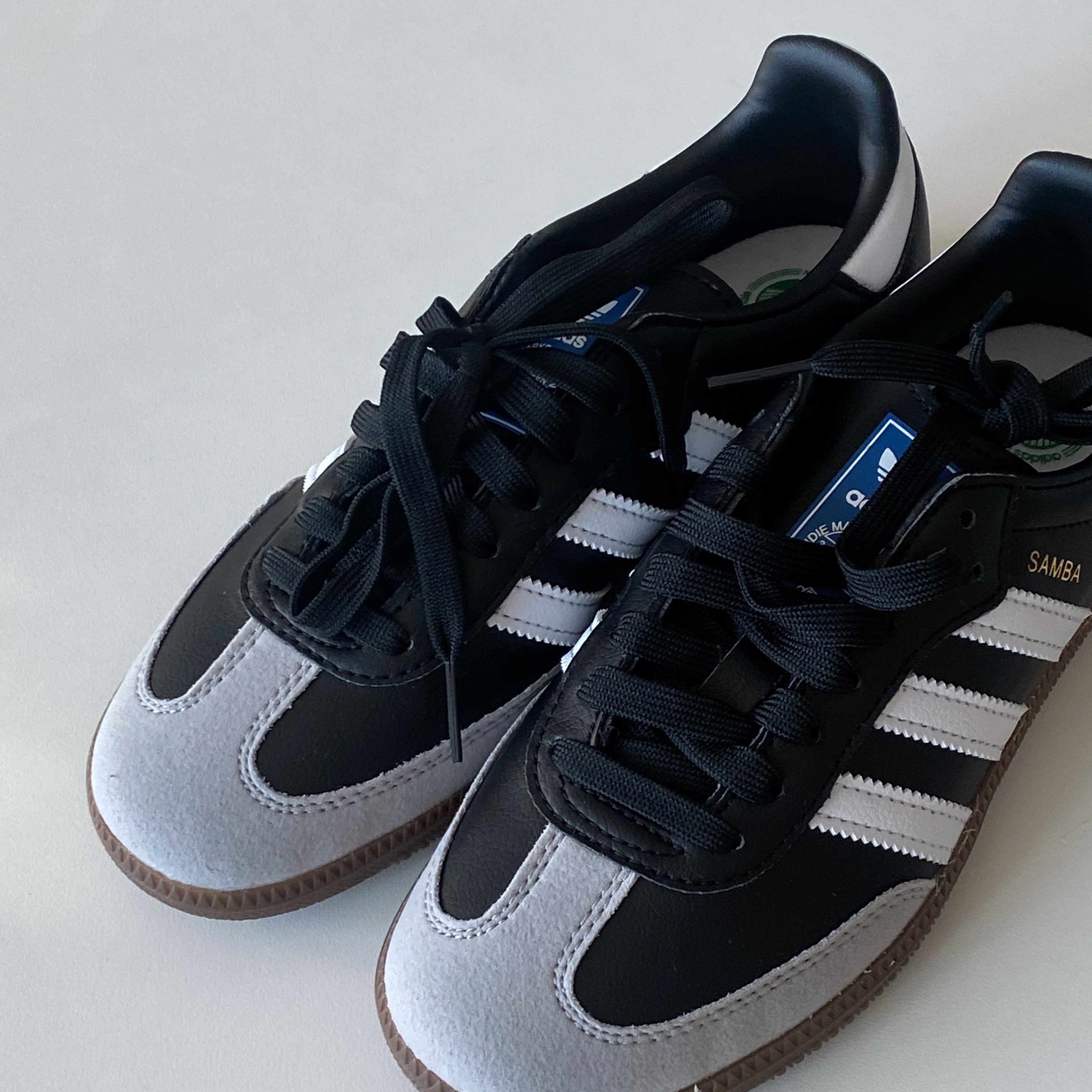 Adidas Samba Vegan Black White 착용 스타일
