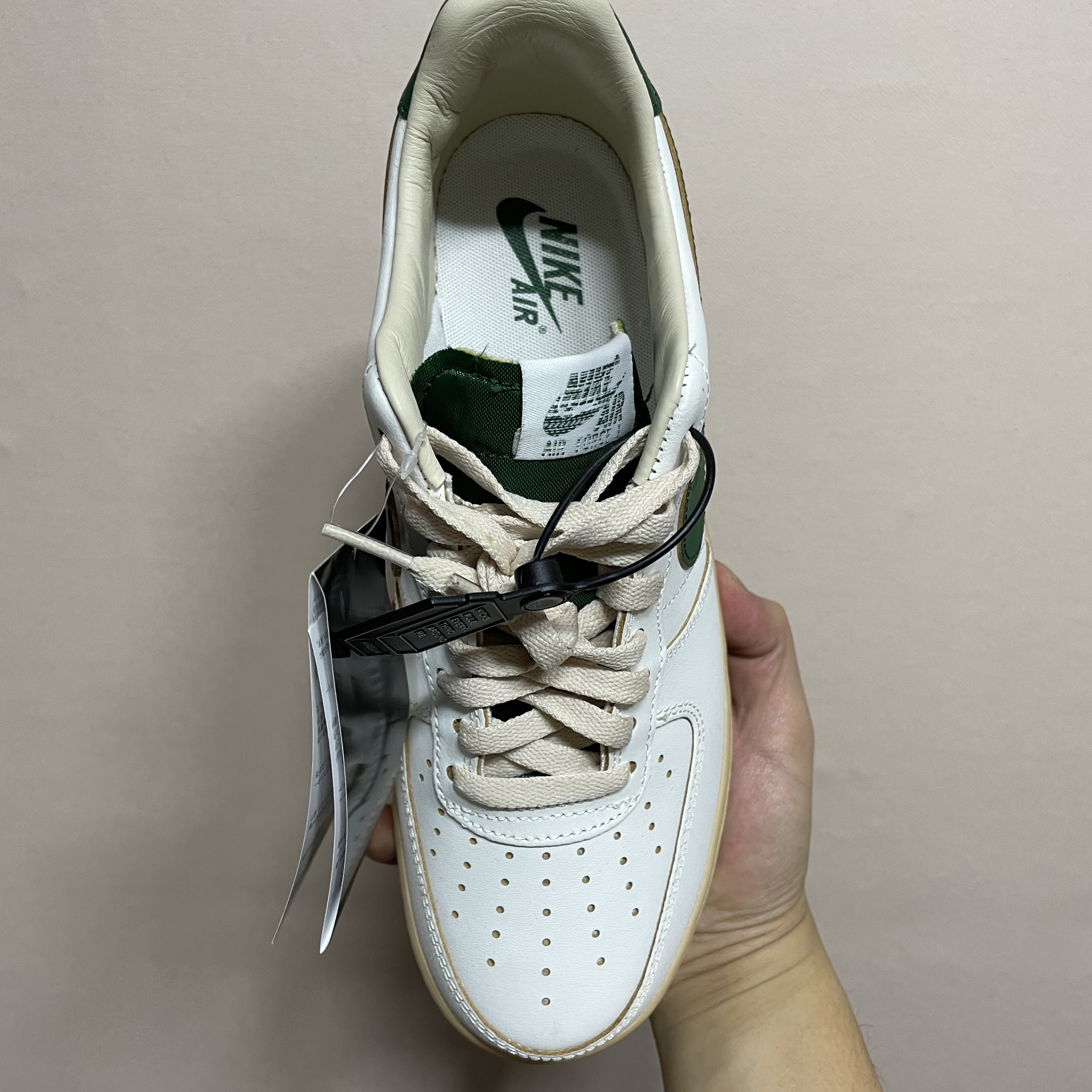 (W) Nike Air Force 1 Low Gorge Green 착용 스타일 - 2