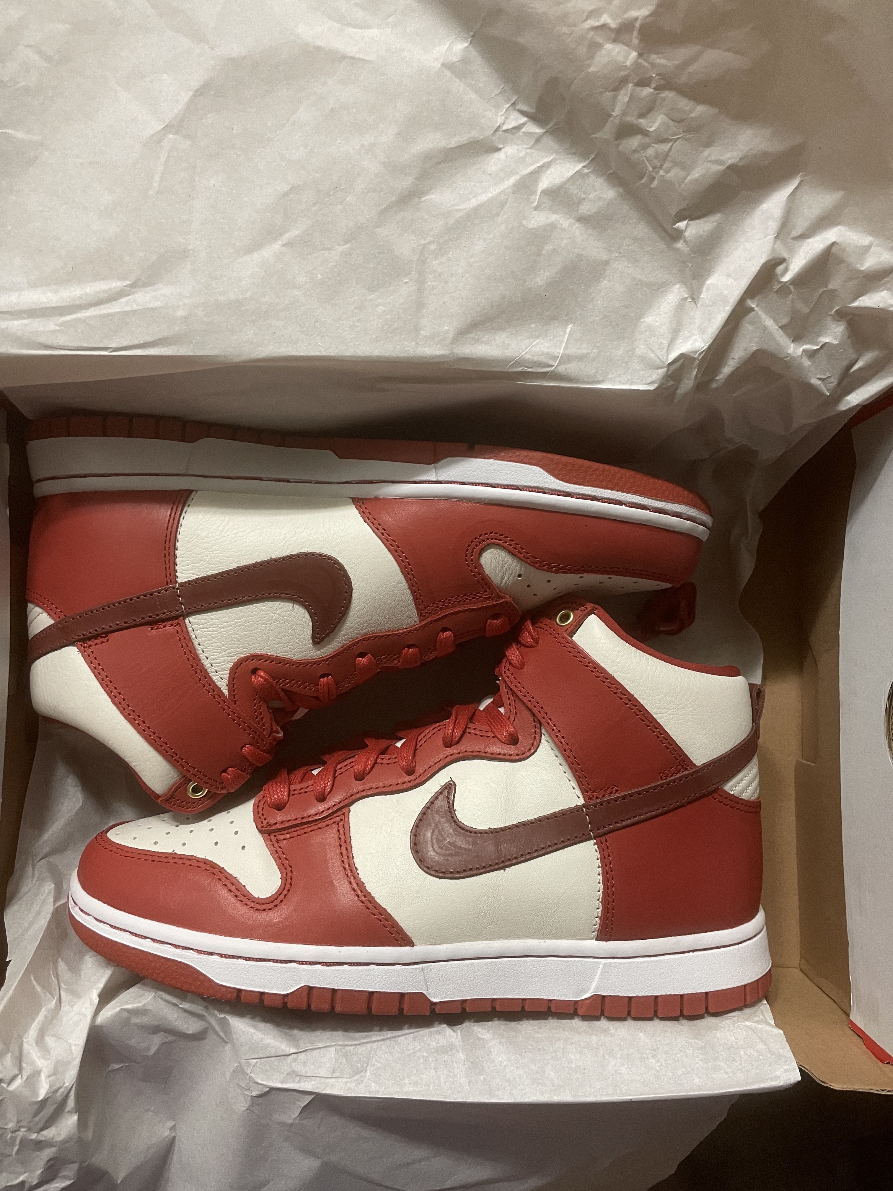 New Balance 990v3 Made in USA Olive, (W) Nike Dunk High LXX Cinnabar 착용 스타일 - 3