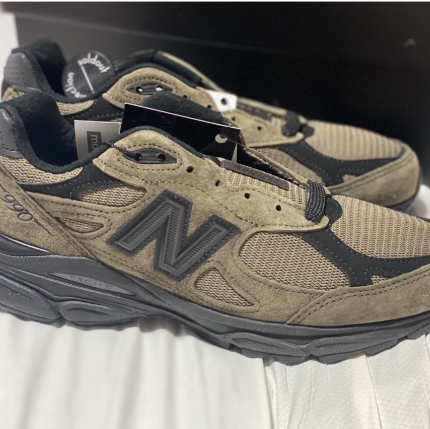 New Balance x JJJJound 990v3 Brown Black 착용 스타일 - 2