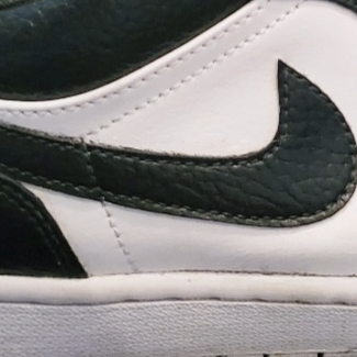 Jordan 1 Low Triple White Tumbled Leather 2020 착용 스타일 - 4