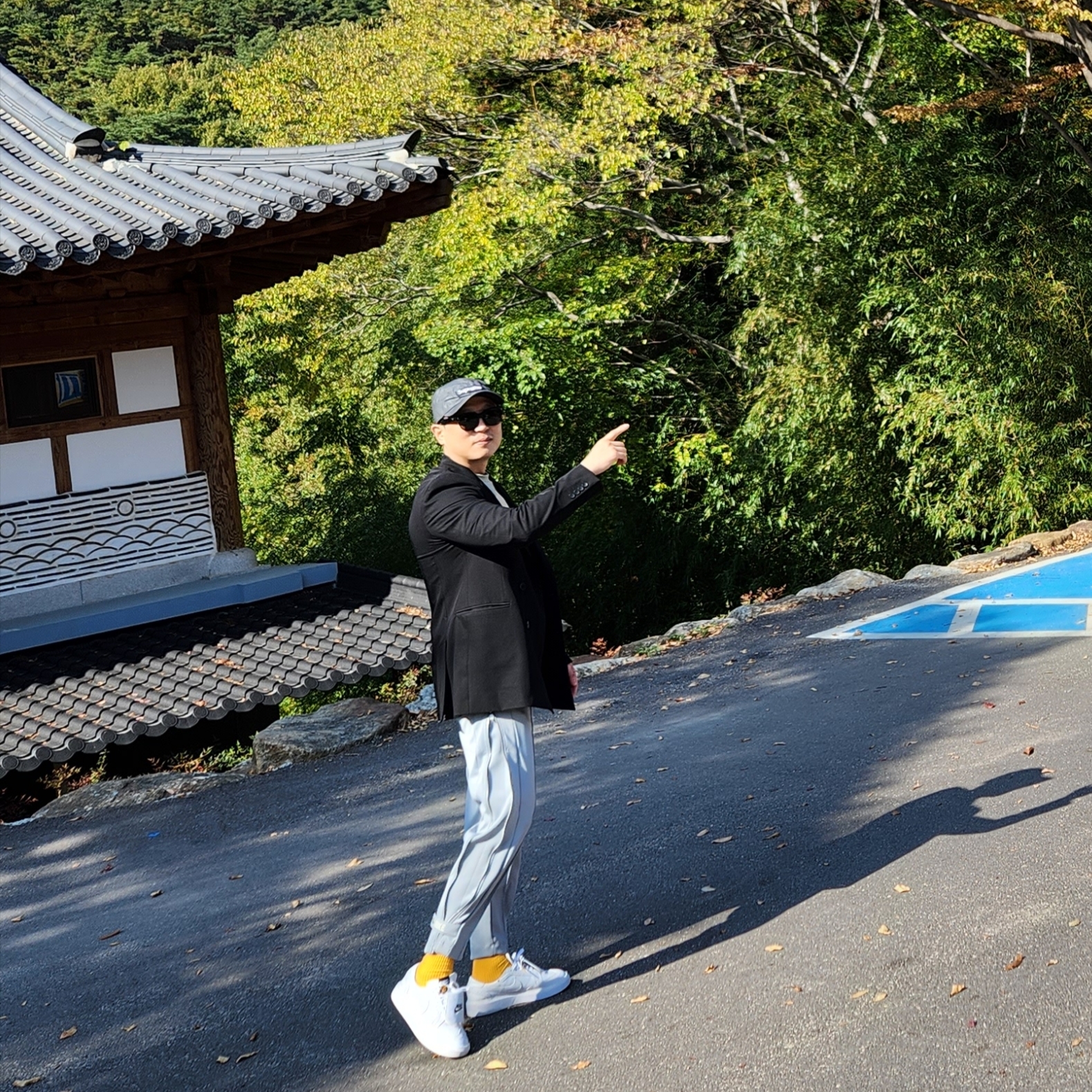 Nike x Peaceminusone Kwondo1 White, Supreme Reflective Mesh Camp Cap Black - 22SS 착용 스타일 - 2